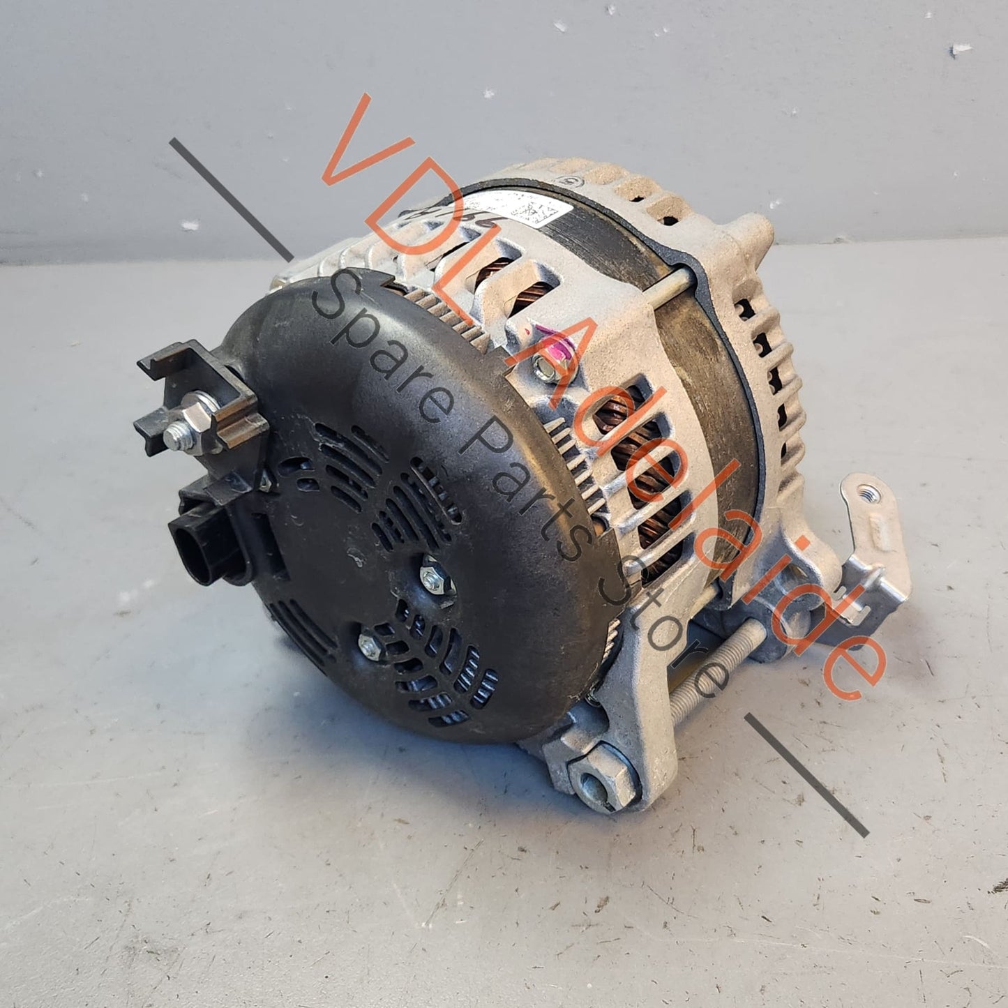 9A260302200 0PB903021   Genuine Porsche 911 Boxster Cayman Denso Alternator 9A260302200 0PB903021