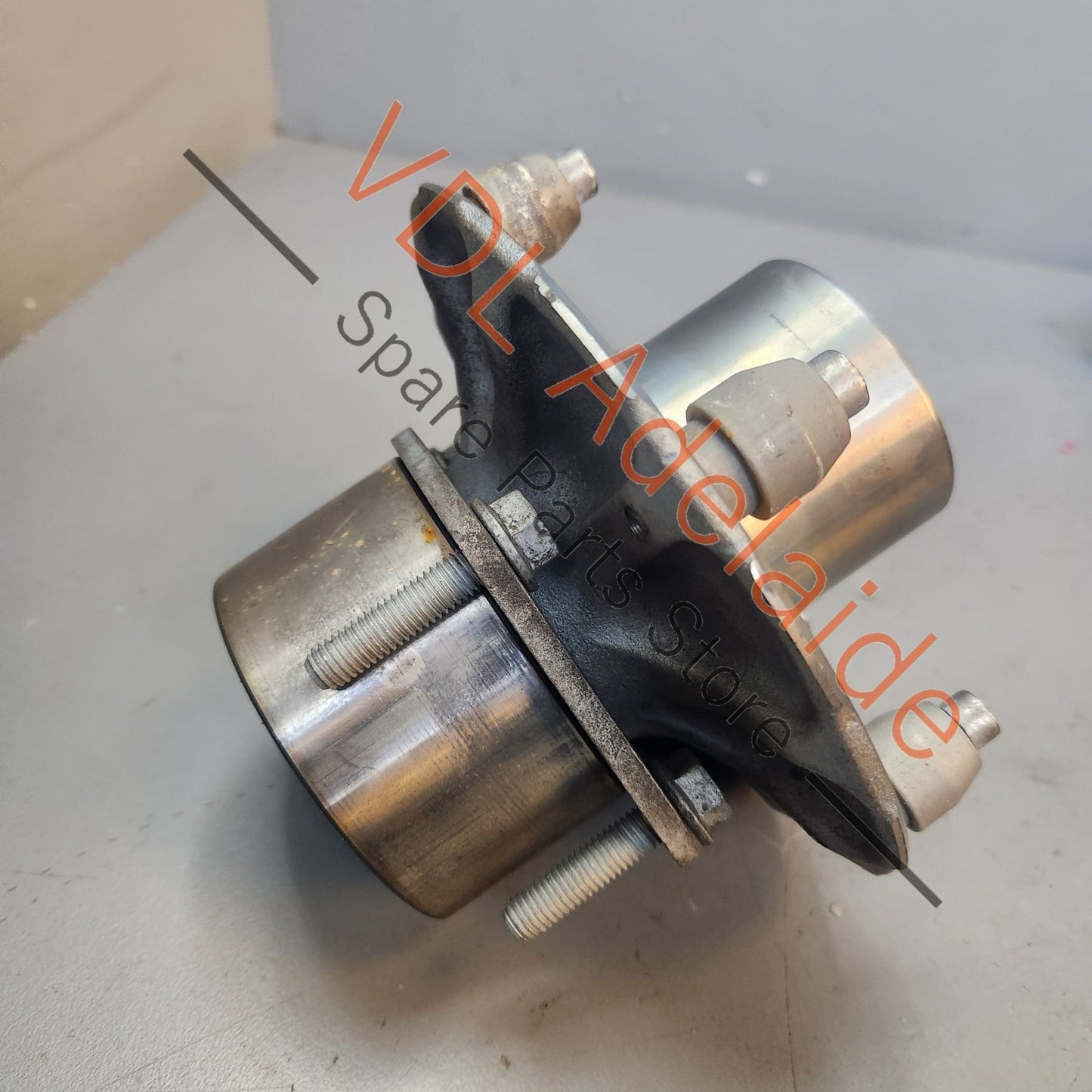 9P1407581A 99134160700 99134160701  Porsche 911 Centrelock Wheel Hub Front 9P1407581A 99134160700 99134160701