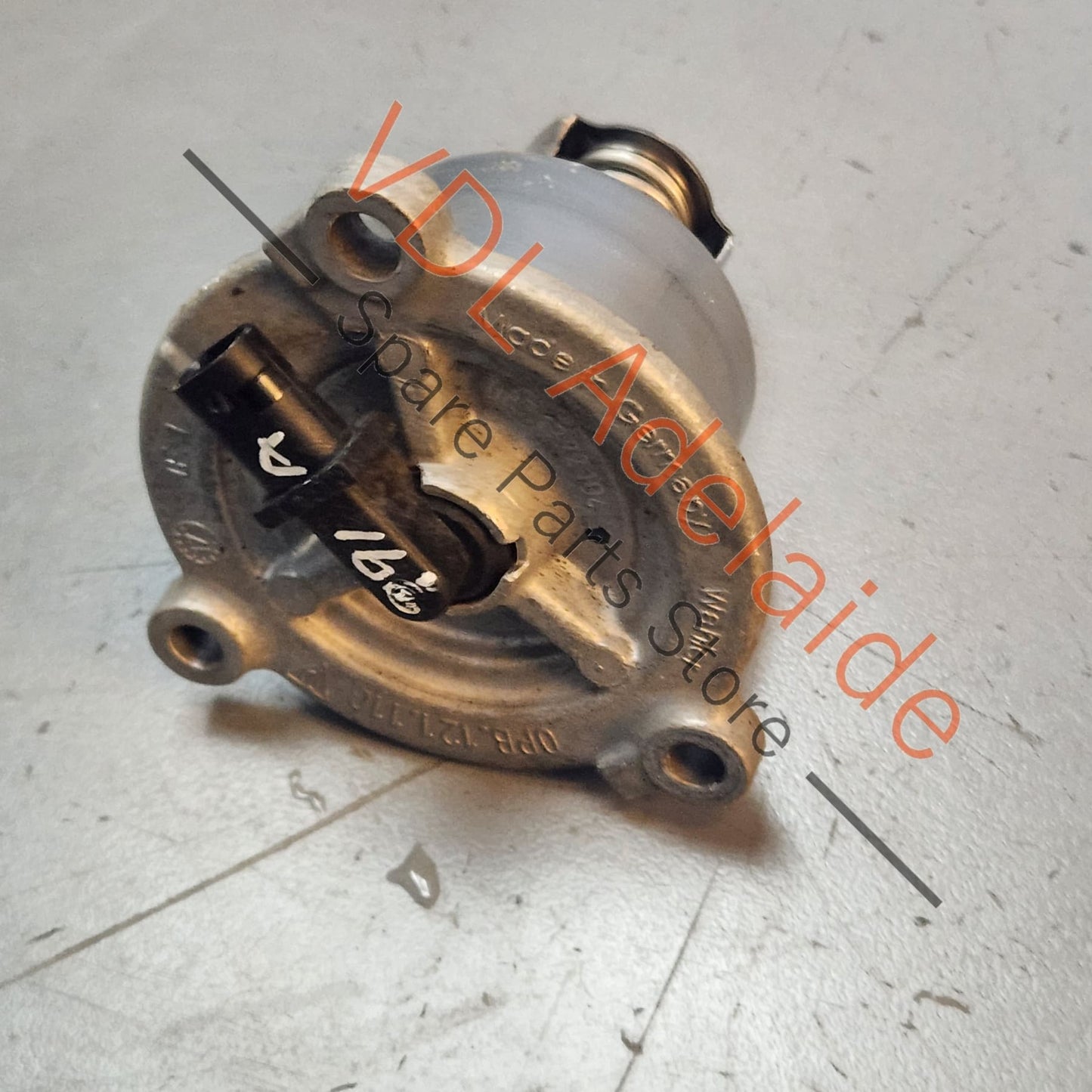 9A712111000 9A110622603   Porsche 911 Thermostat 9A110622603 9A112111000