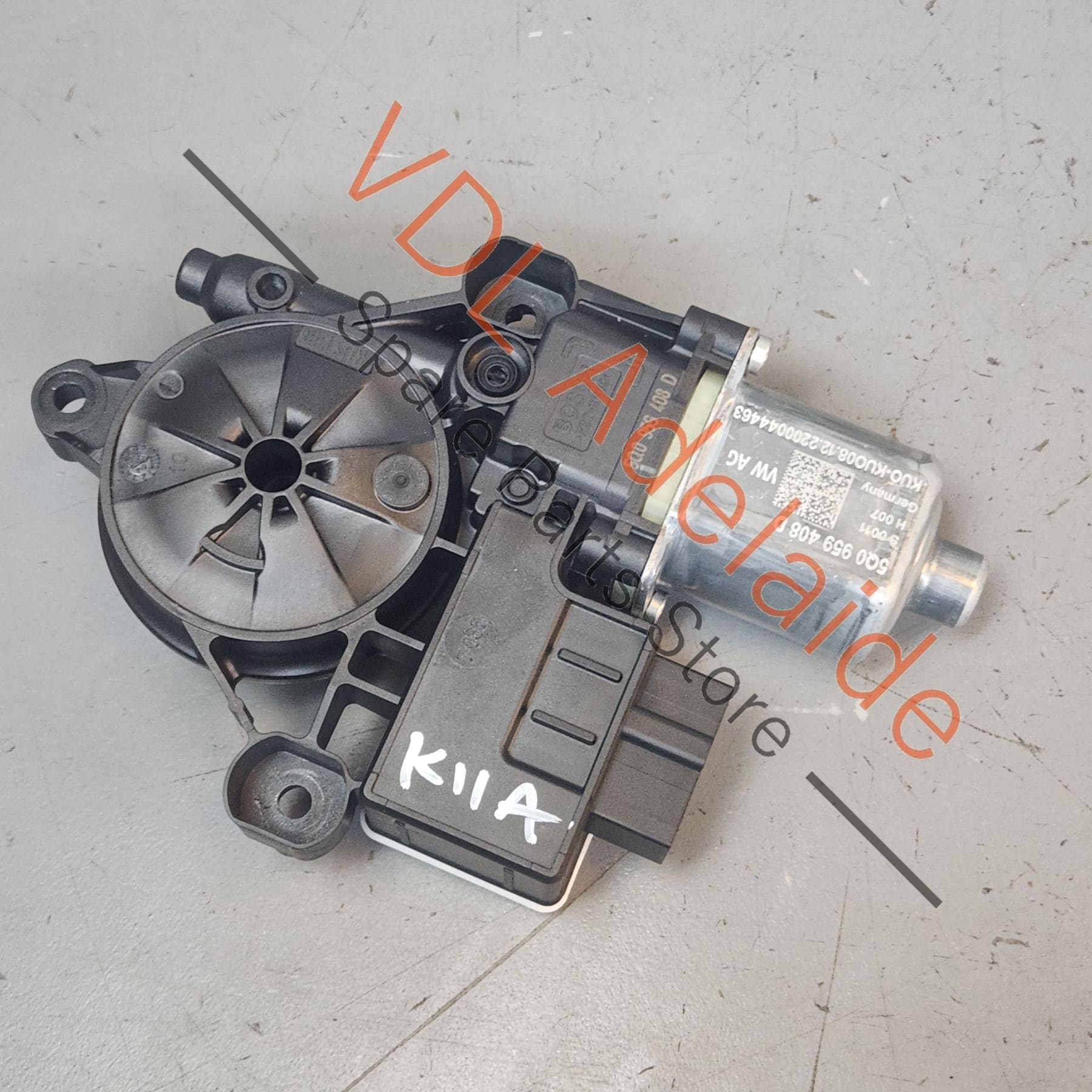 5Q0959408D     VW Audi Cupra Rear Right Window Motor Regulator 5Q0959408D