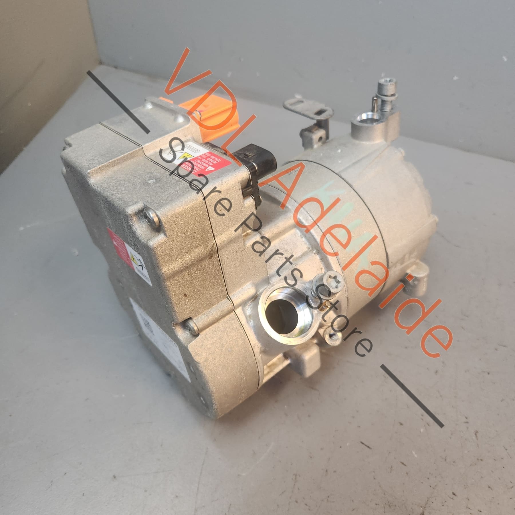 1EA820807C 1EA816797G    Cupra Born Audi E-Tron Electric Air Conditioning Compressor Pump 1EA820807C 1EA816797G