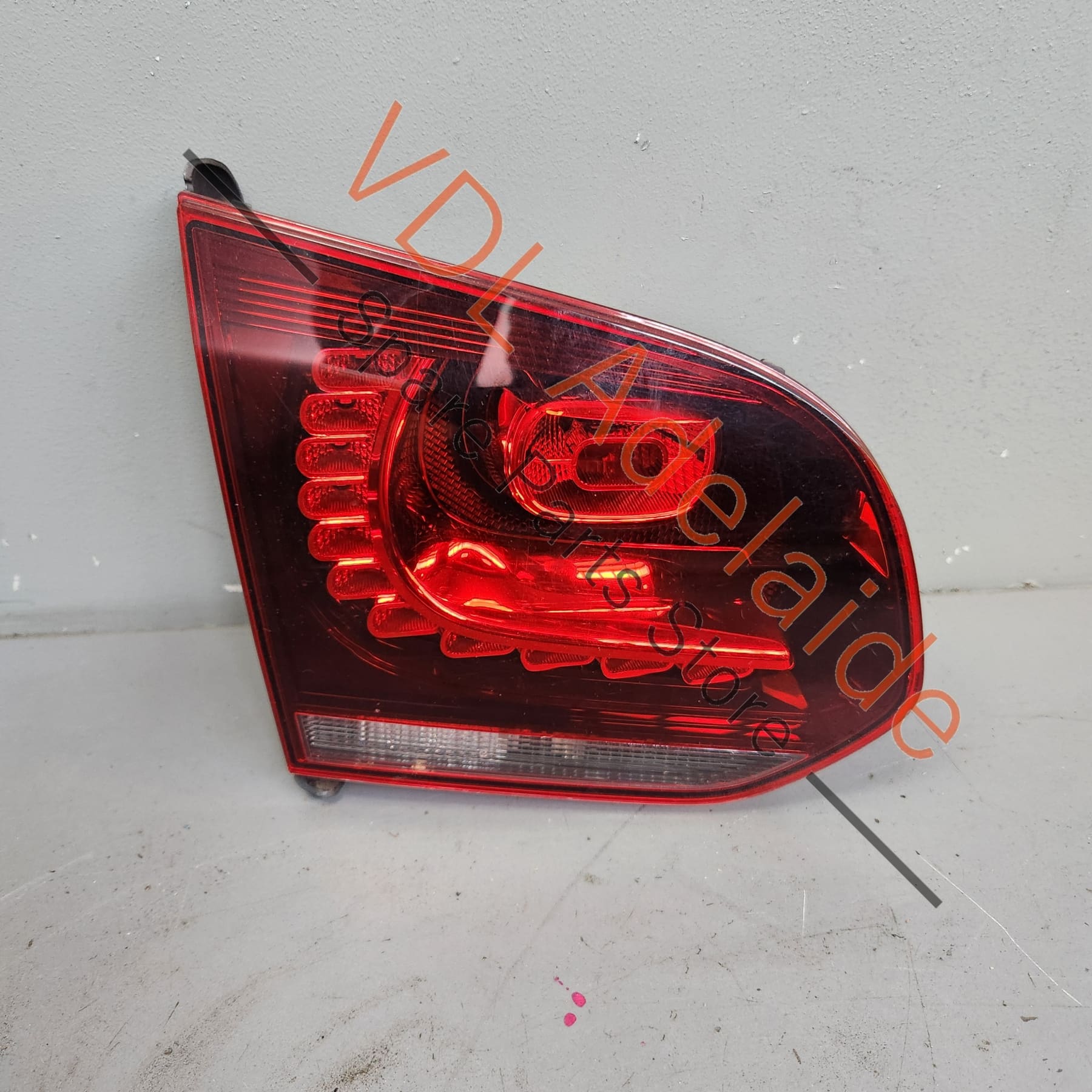 5K0945093AG    VW Golf MK6 R Genuine OEM LED Tail Light Left Inner 5K0945093AG