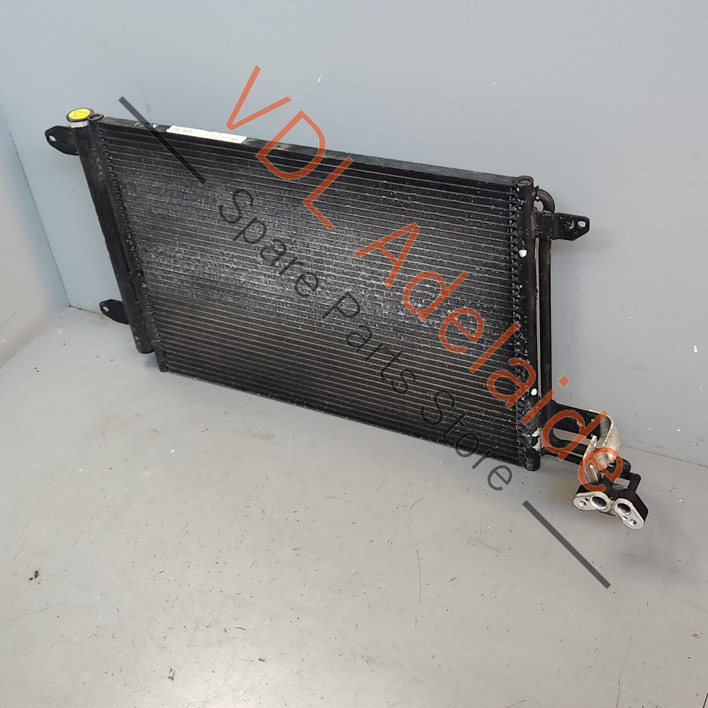 1K0820411T 1K0820411AJ   VW Golf MK6 AC Condenser 1K0820411T 1K0820411AJ