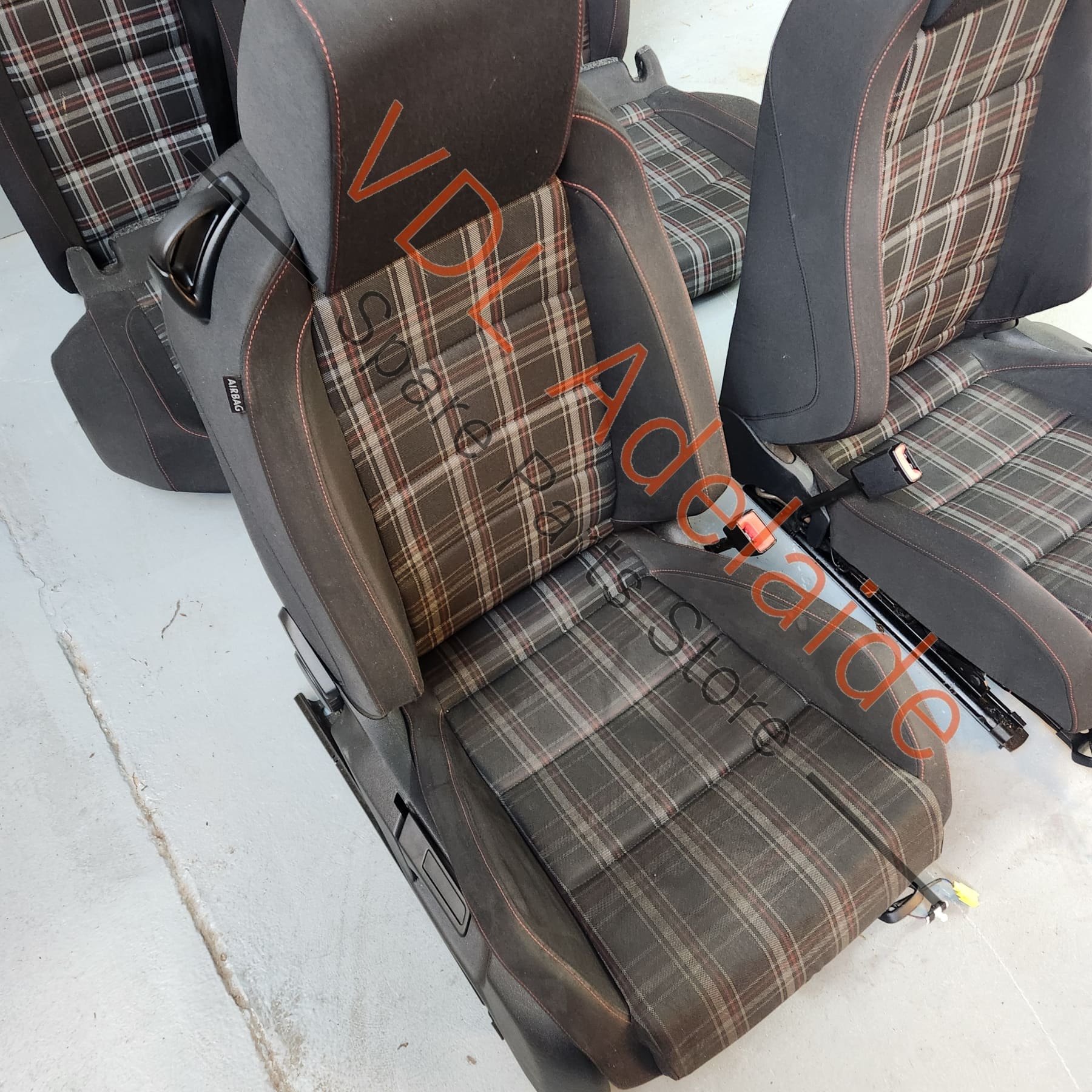     VW Golf MK6 Gti 2dr Tartan Cloth Fabric Seat Set