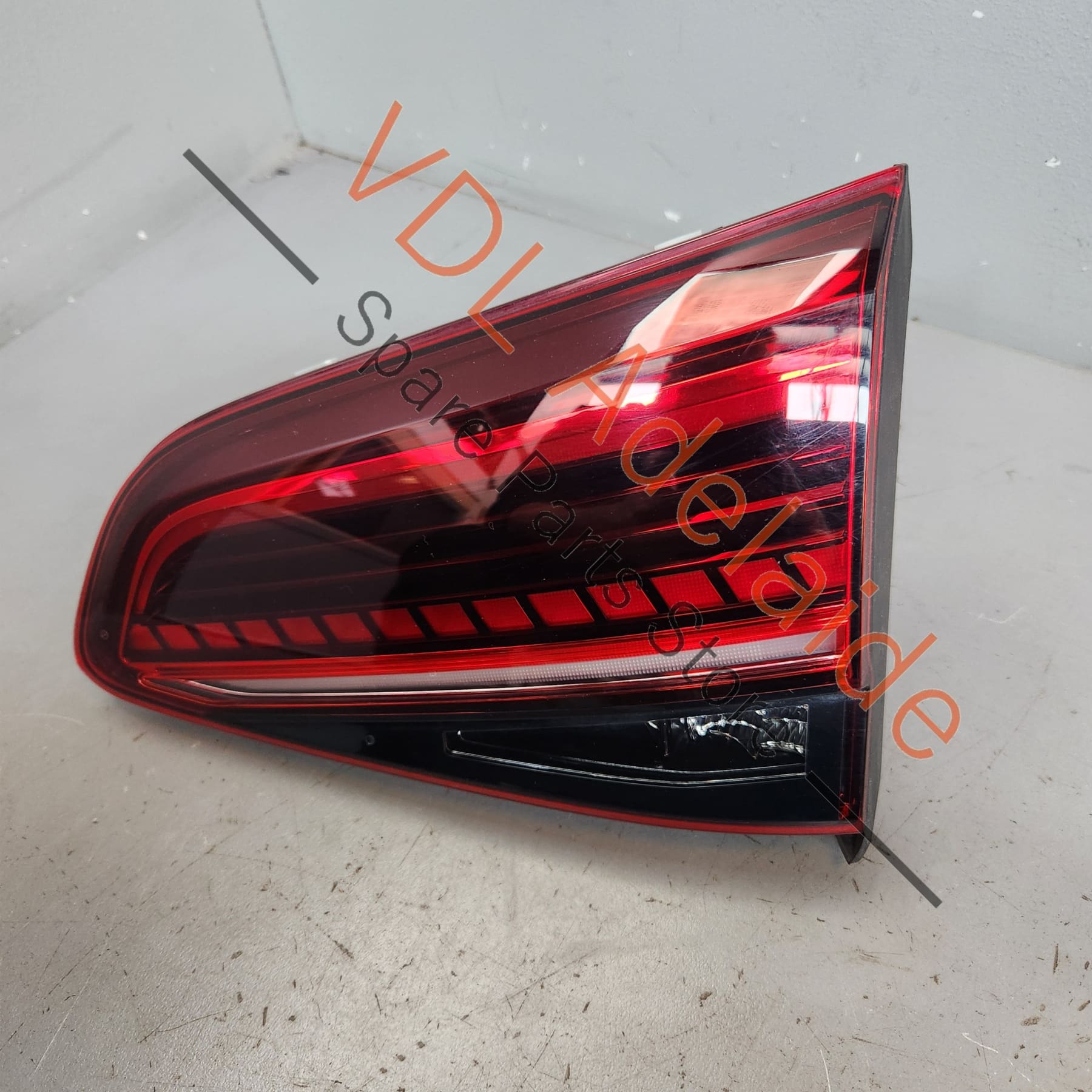 5G0945308Q    VW Golf MK7.5 R Right Side Inner LED Tail Light Taillight 5G0945308Q