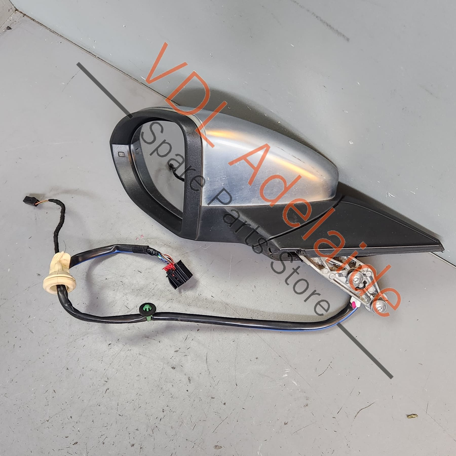 5G2857507DQ 5G0857521N   VW Golf MK7 Left Side Wing Mirror w Glass 5G2857507DQ 5G0857521N