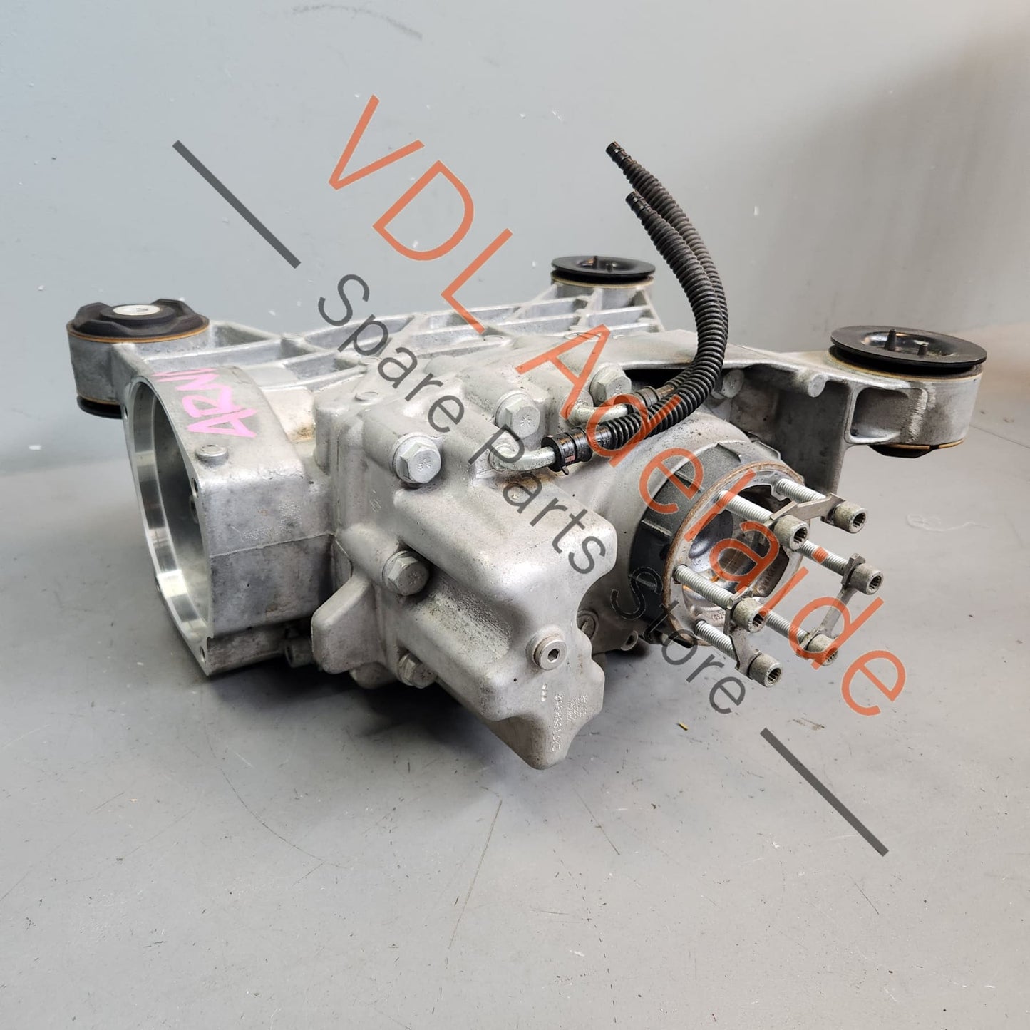 0CQ525010S    VW Golf MK7 7.5 Rear Differential Diff Final Drive 0CQ525010S  **HALDEX COUPLING REMOVED**