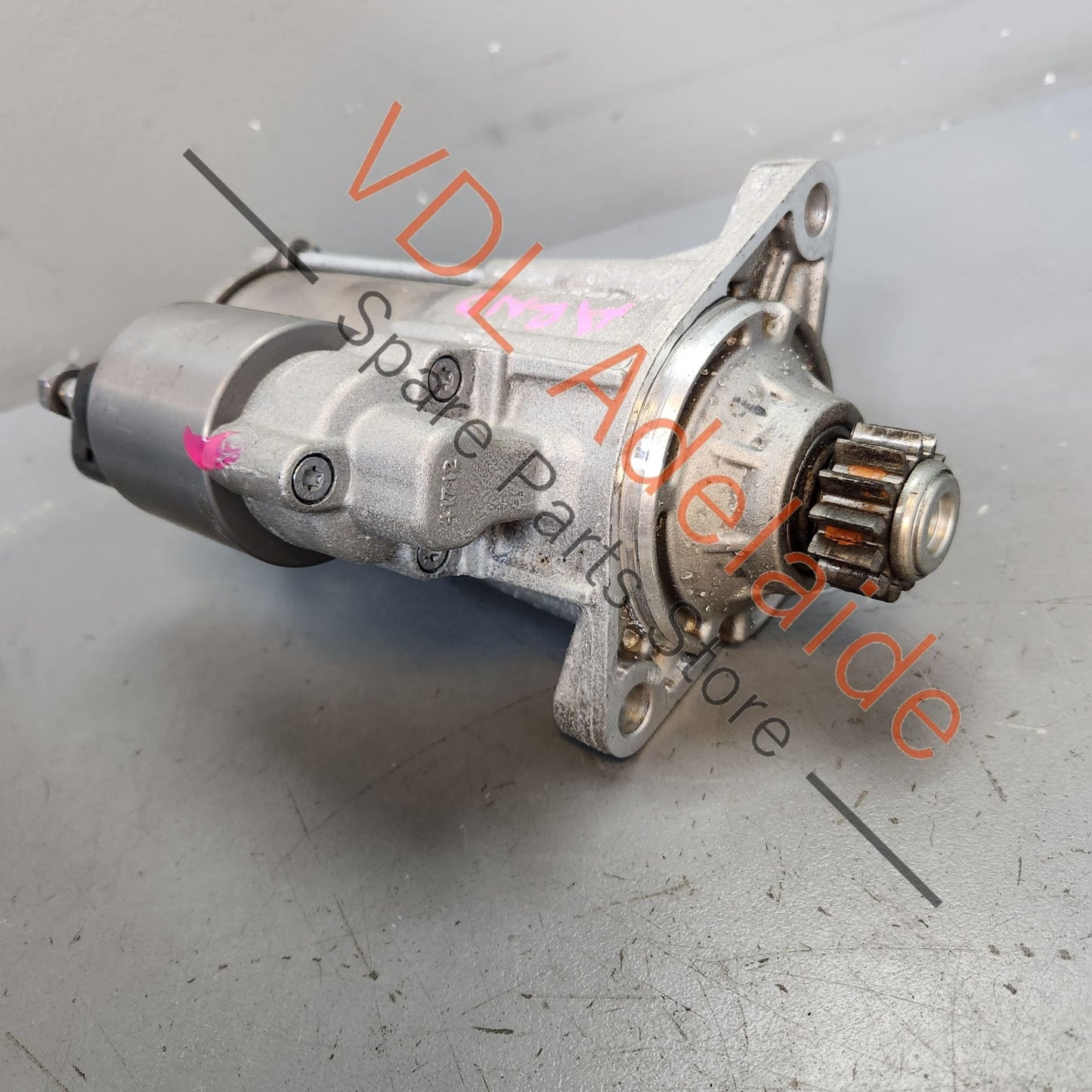 02E911022H    VW Golf MK7 7.5 1.1kw Starter Motor Bosch 02E911022H