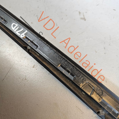 971854336 971854336D    Porsche Panamera 971 Windscreen Water Deflector Strip Trim Right 971854336B 971854336D