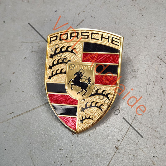 95855960102     Porsche Crest Bonnet Badge Embelem 95855960102