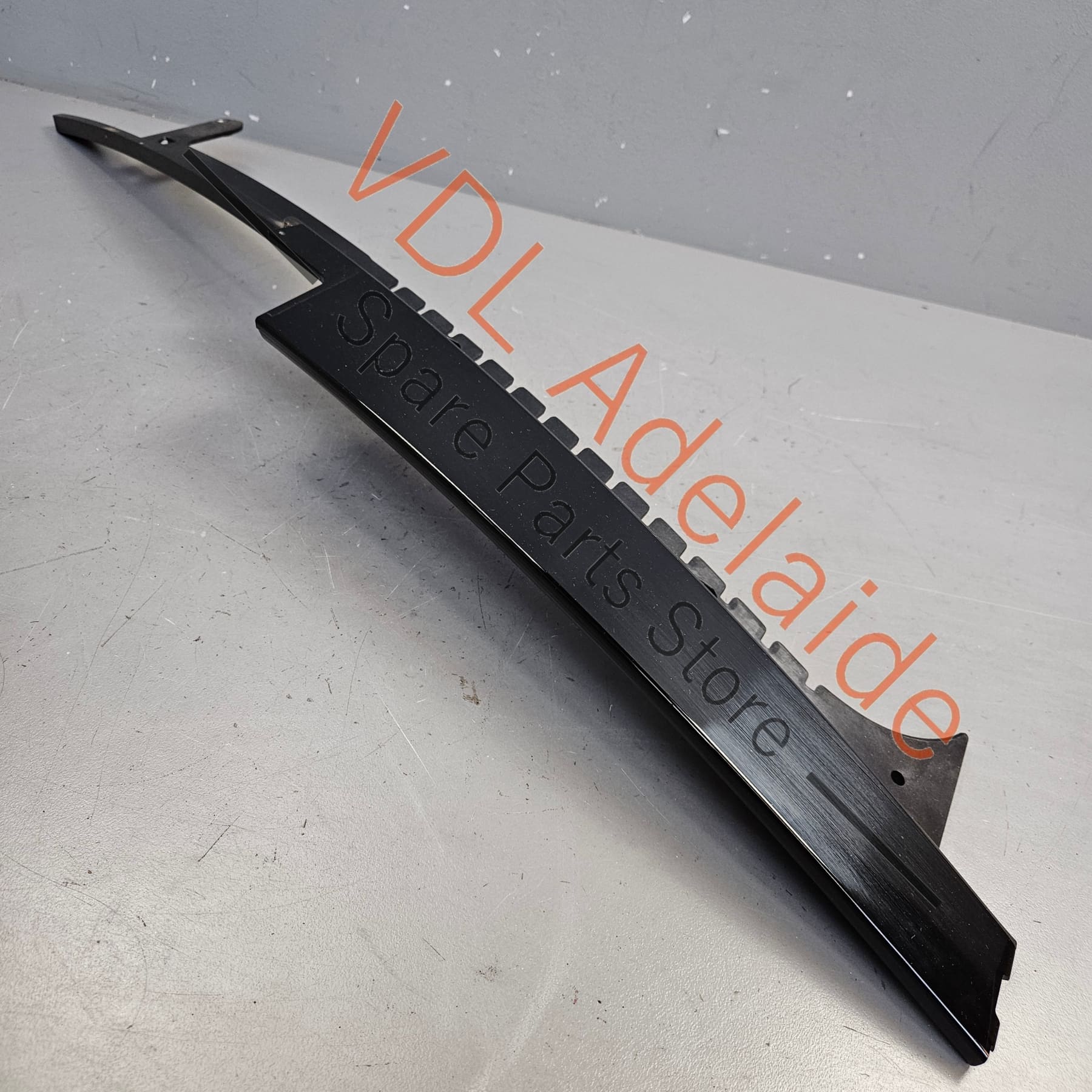 971853183C 971853183F 971853183   Porsche Panamera 971 Left Front Door Exterior B Pillar Trim Moulding Gloss Black 971853183