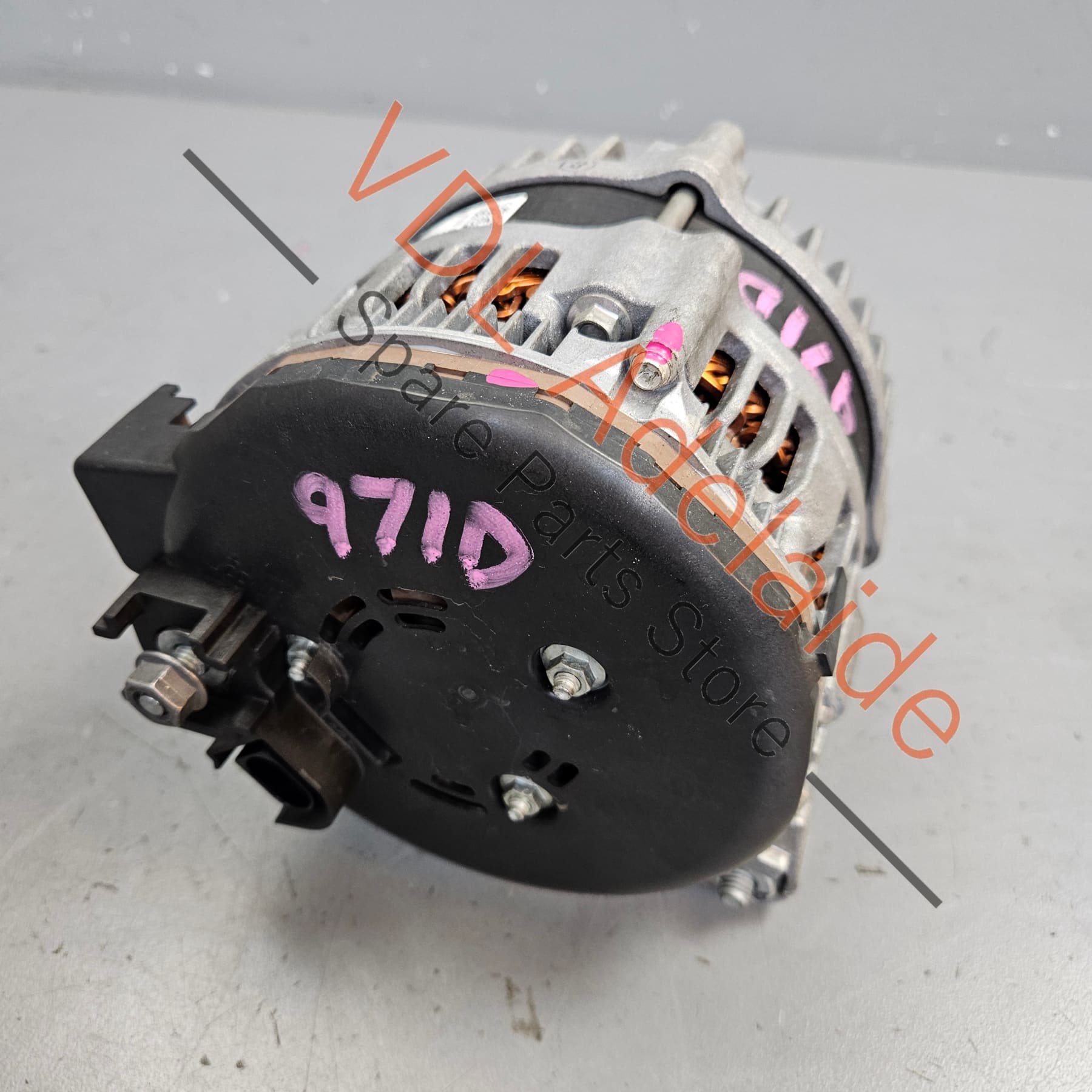 057903024B 9A790302400 PAB903024   Porsche Panamera 971 220A Alternator 9A790302400 PAB903024 9A790302400