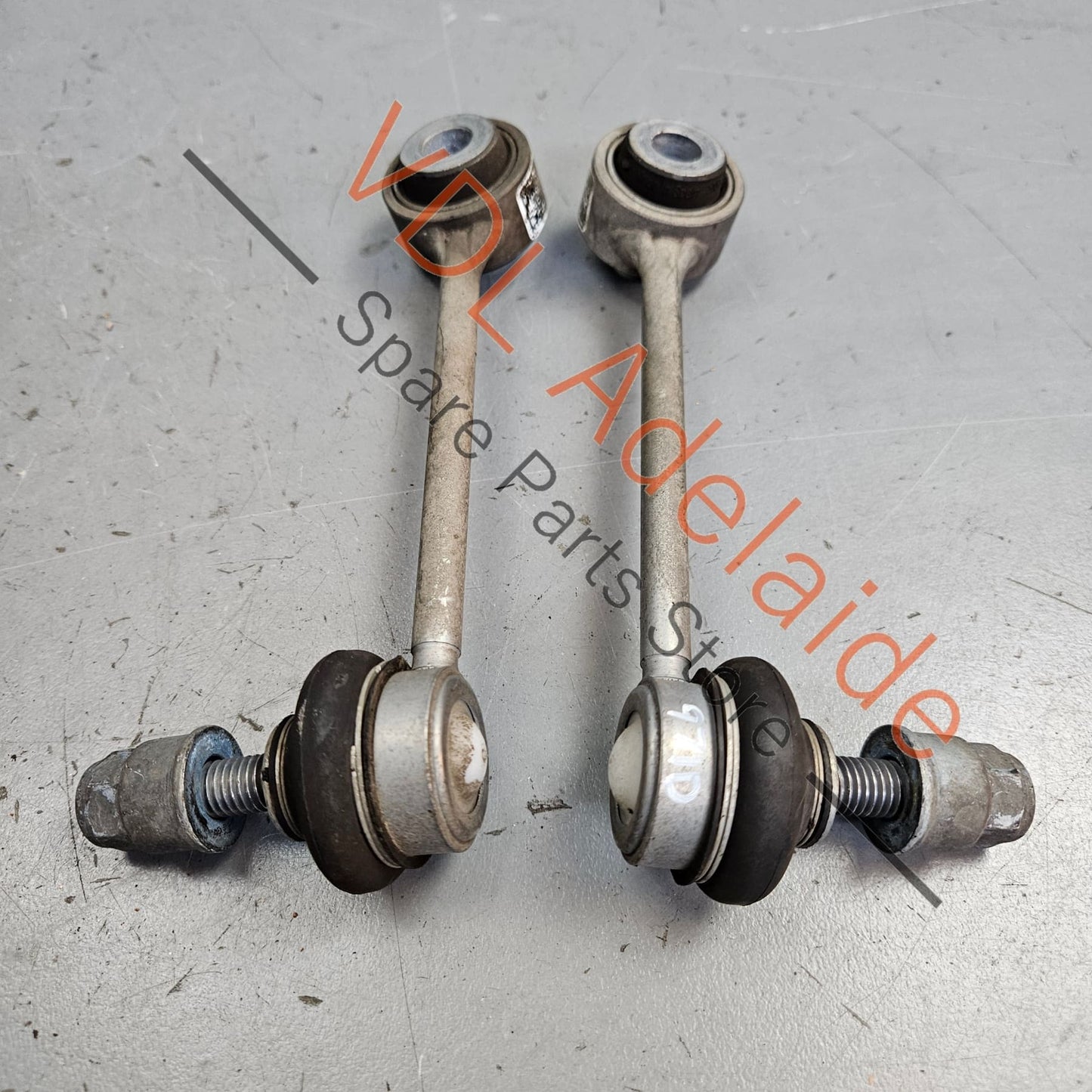 971511467F 971511467D    Porsche Panamera 971 Rear Anti Roll Swaybar Connecting Rod Coupling Link Set Pair 971511467D 971511467F