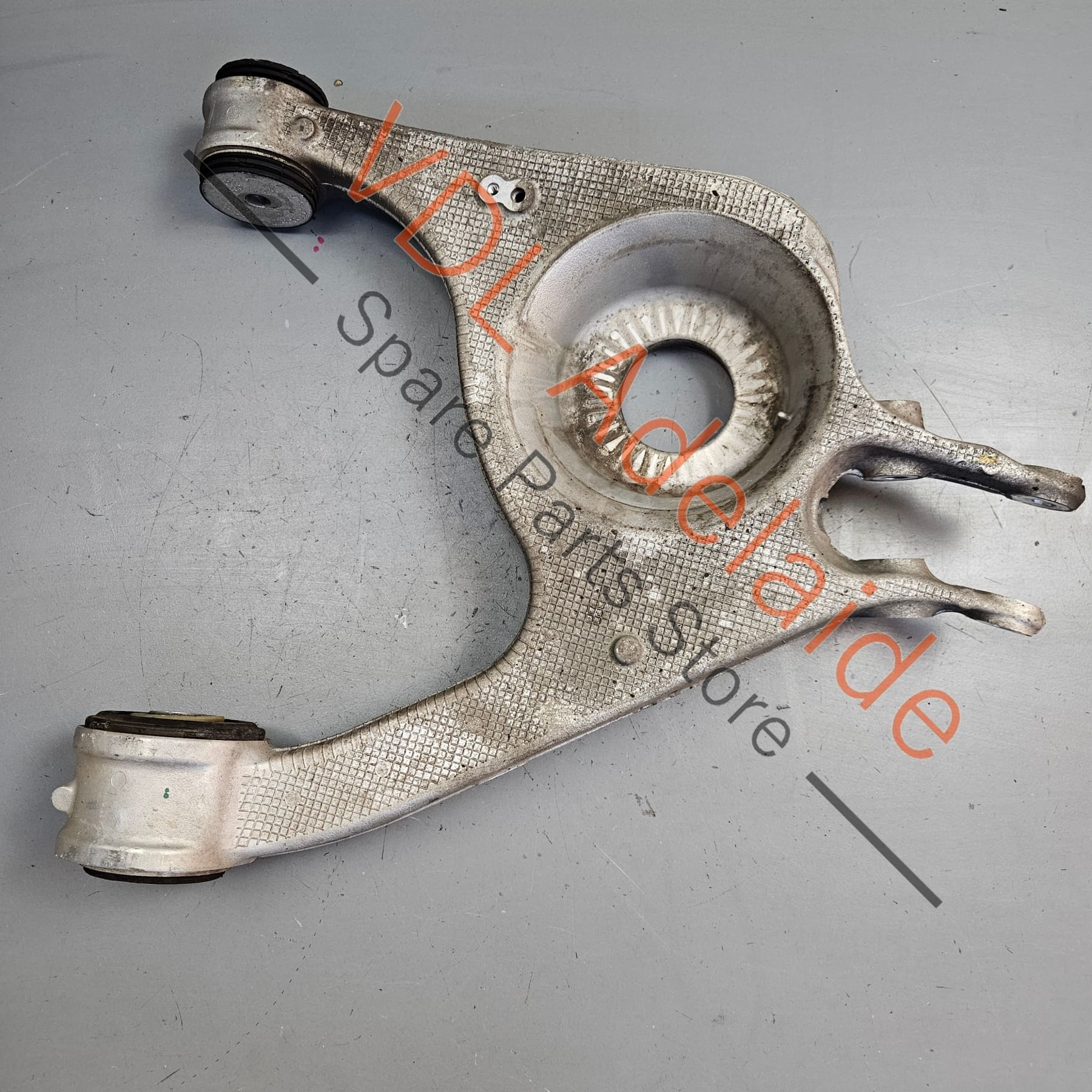 971505311E 971505375D    Porsche Panamera Rear Left Suspension Lower Control Arm Wishbone Suspension 971505375D 971505311E