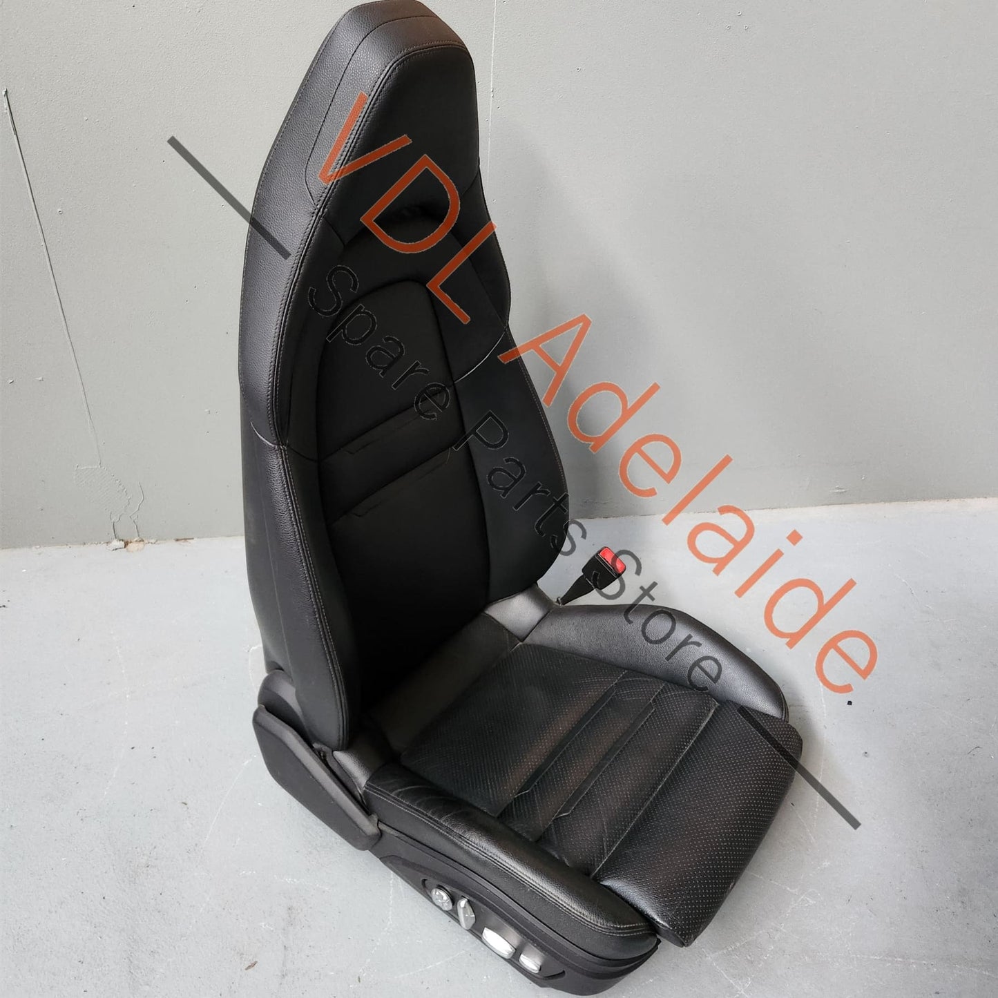 971880242C 971881806DAGDB    Porsche Panamera 971 Front Right Seat with Airbag 971881806DA GDB 971880242C