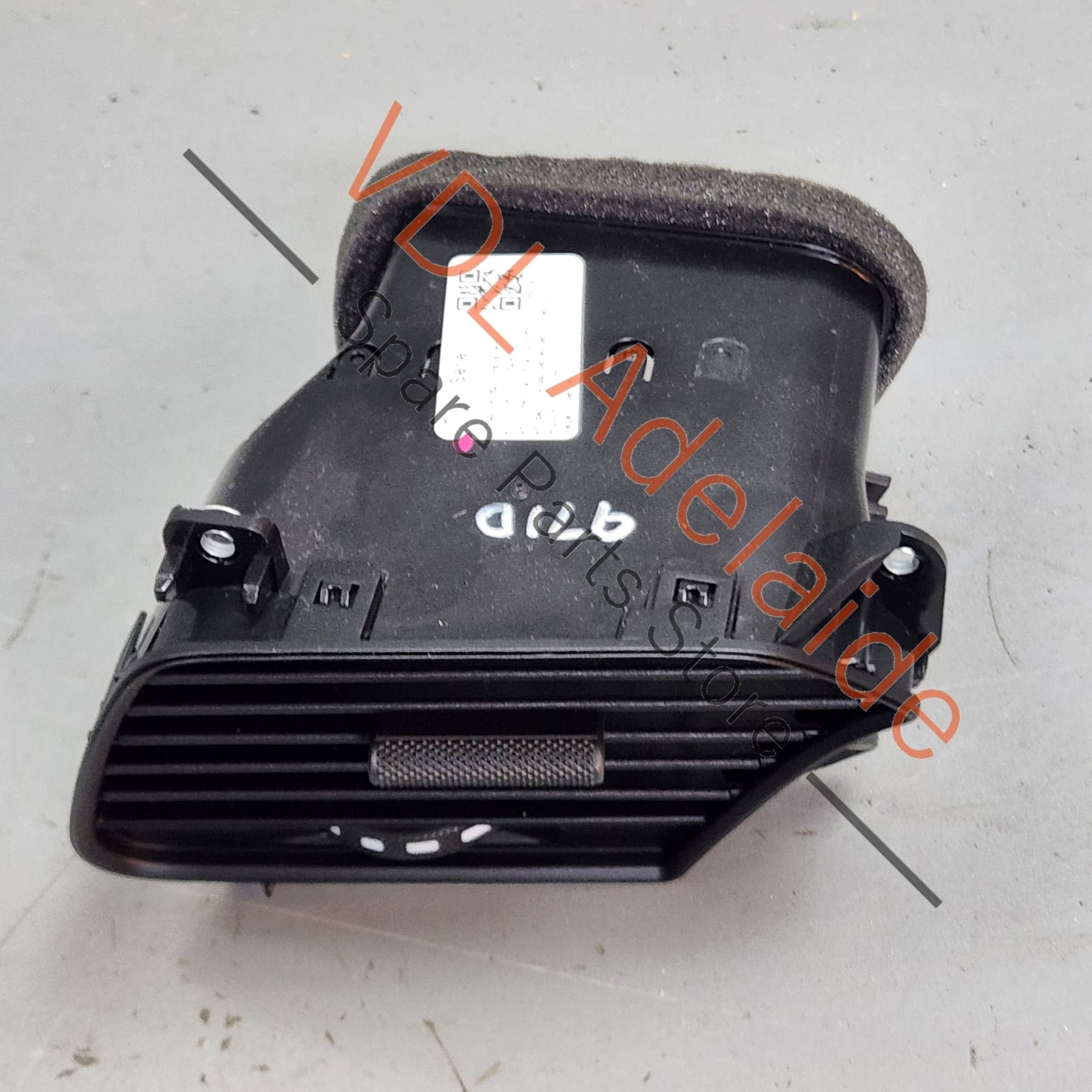 971819702C6N3     Porsche Panamera Right Side Dashboard AC Air Vent 971819702C 6N3