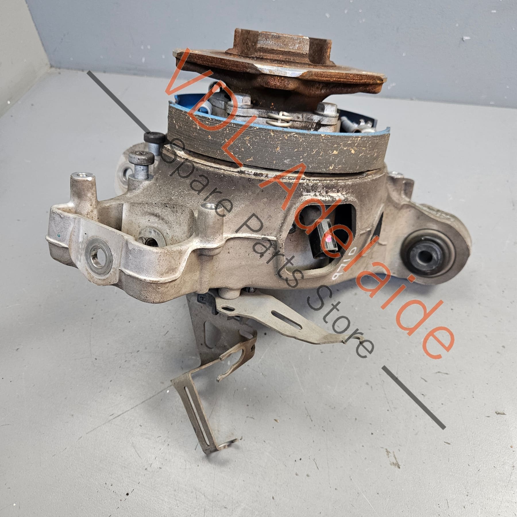 971505435G 971505435H 971505435B   Porsche Panamera Left Rear Suspension Hub Knuckle with Wheel Bearing 971505435B 971505435G