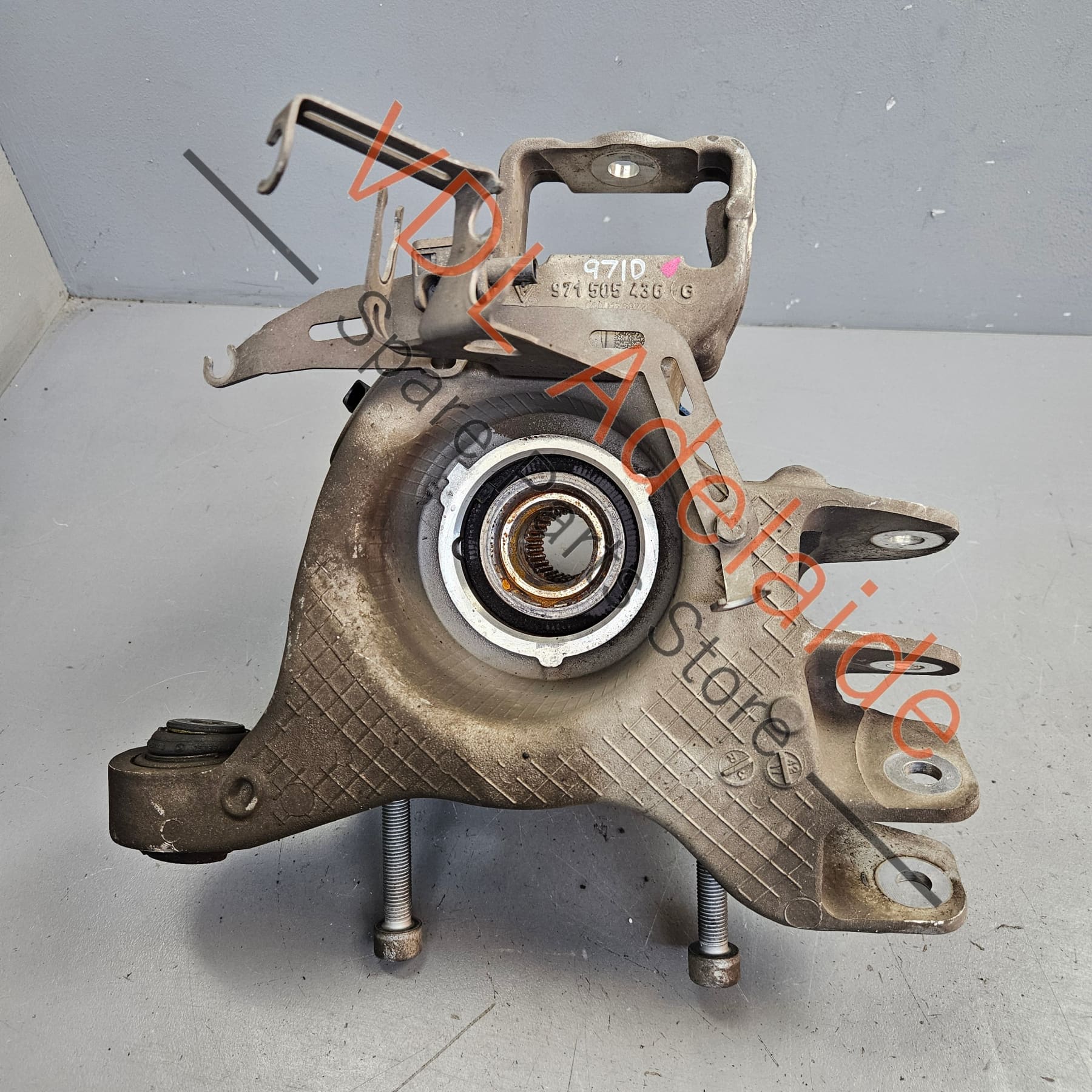 971505436G 971505436H 971505436B   Porsche Panamera Right Rear Suspension Hub Knuckle with Wheel Bearing 971505436B 971505436G