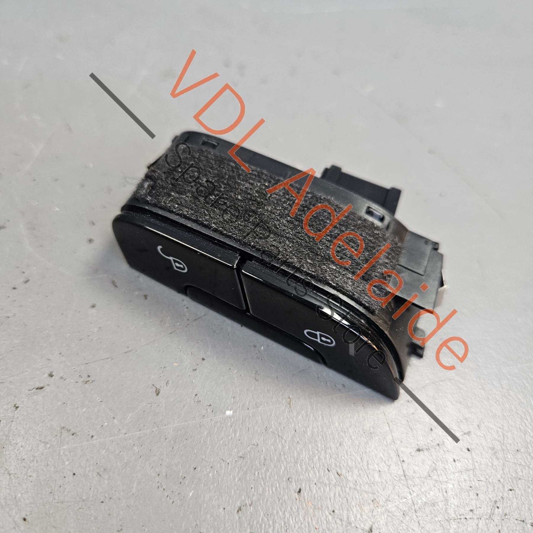 971962125F 971962125FOV3    Porsche Panamera 971 LHS Left Side Central Lock Locking Switch 971962125F OV3