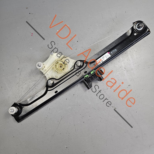 971837402 971837402B    Porsche Panamera 971 Window Regulator Front Right 971837402