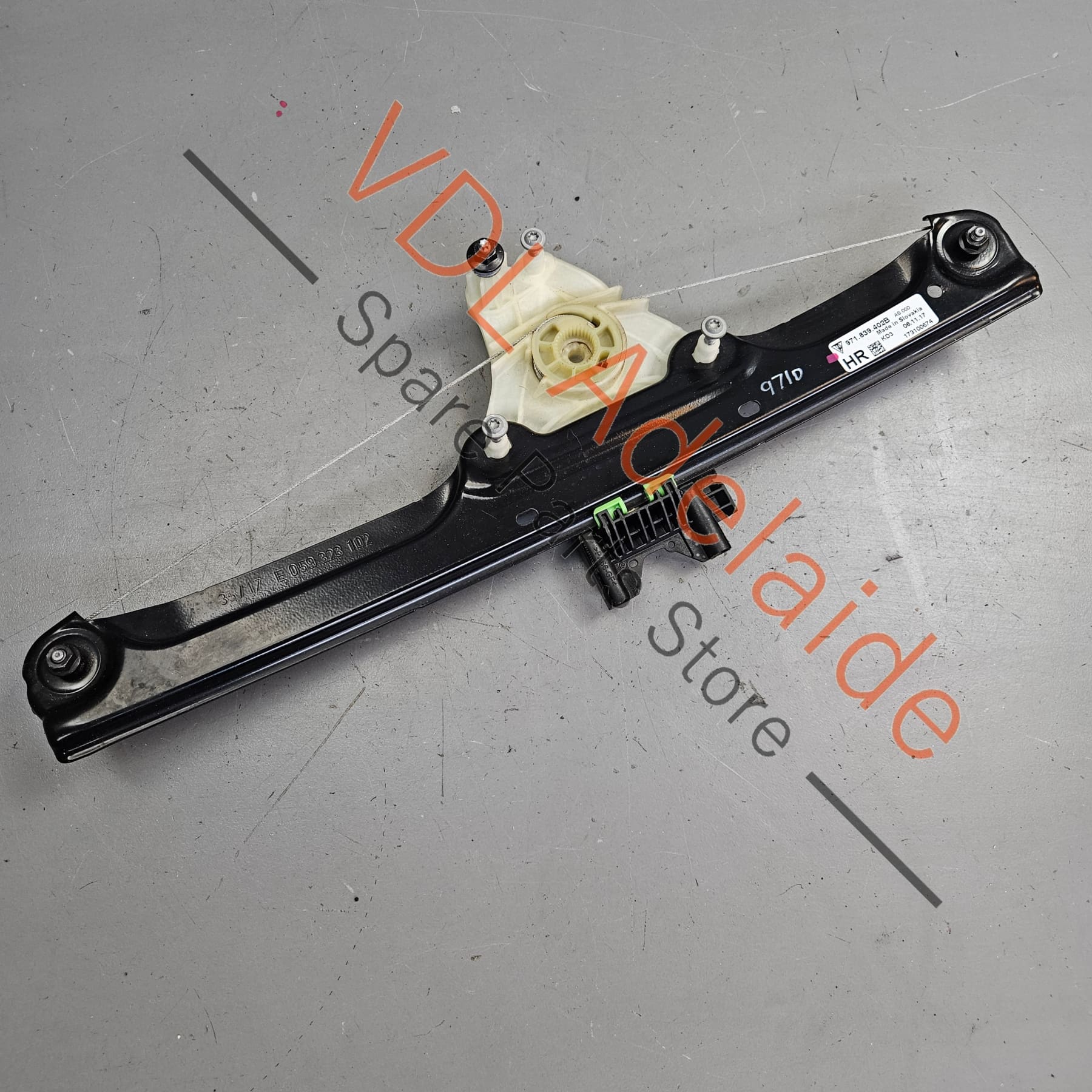 971839402 971839402B    Porsche Panamera 971 Window Regulator Rear Right 971839402