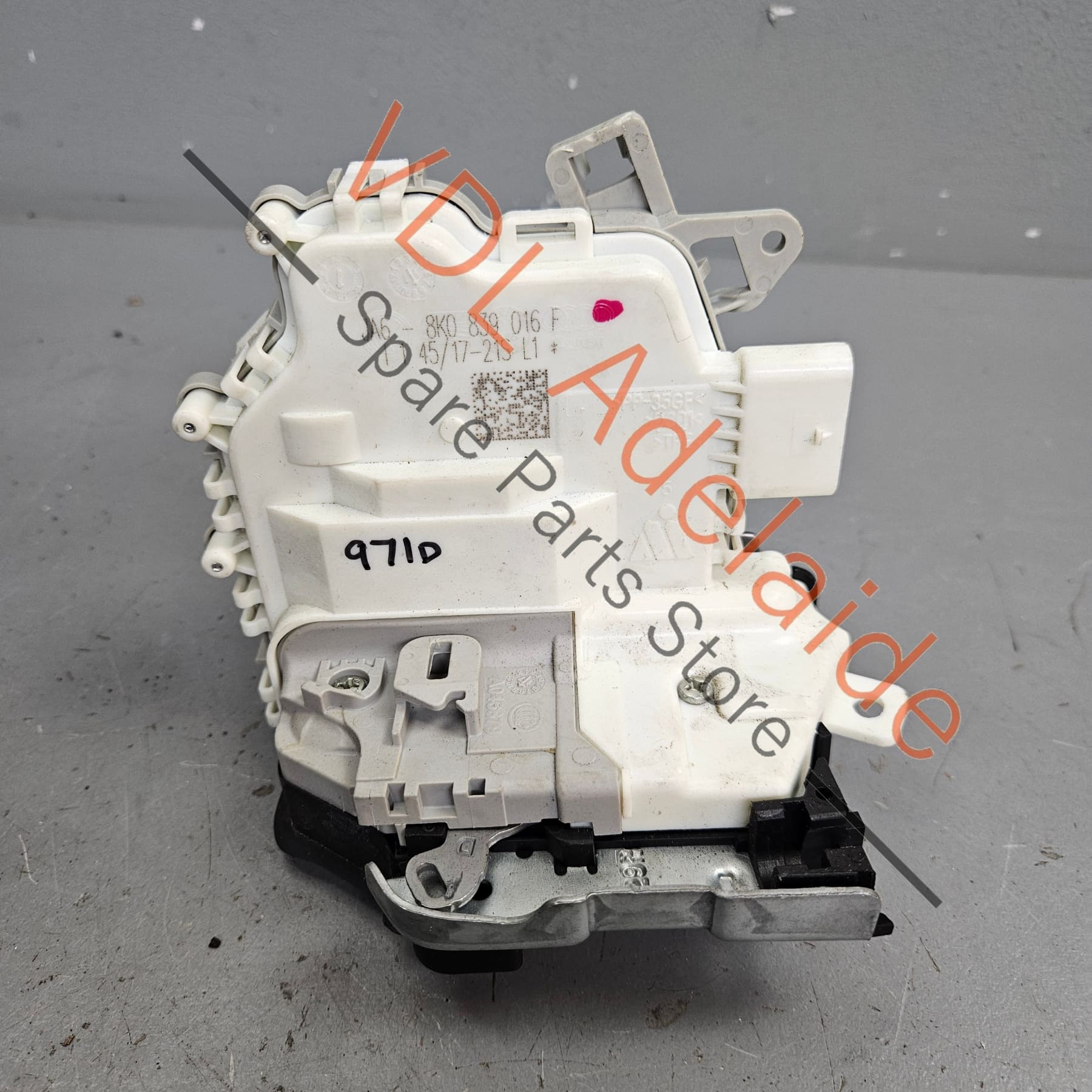 8K0839016F 9A783911606    Porsche Panamera Rear Right Door Lock 9A783911606 8K0839016F