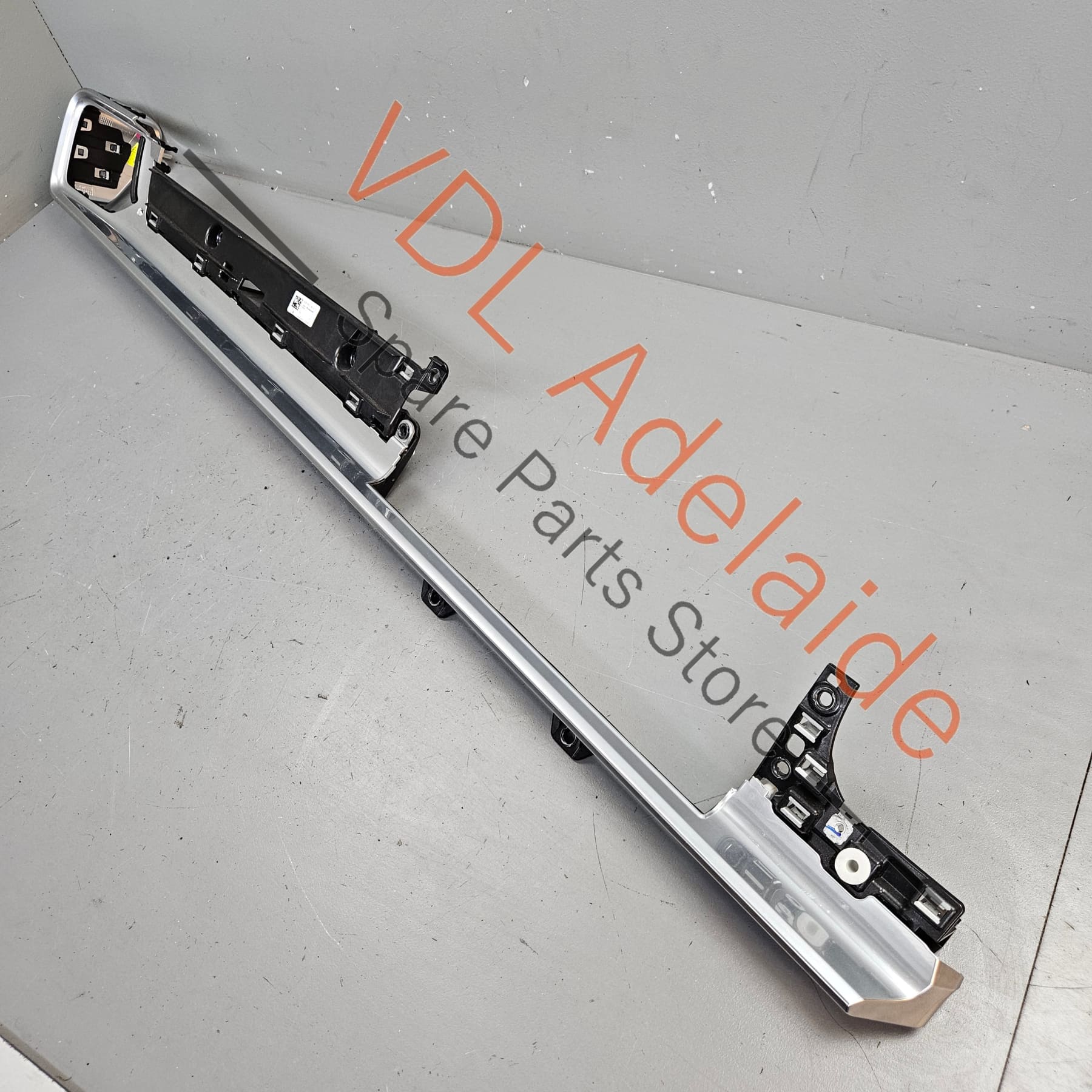 971857716G 971857716GV08   Porsche Panamera Left Side Dashboard Chrome Insert Trim Molding 971857716G For RHD models