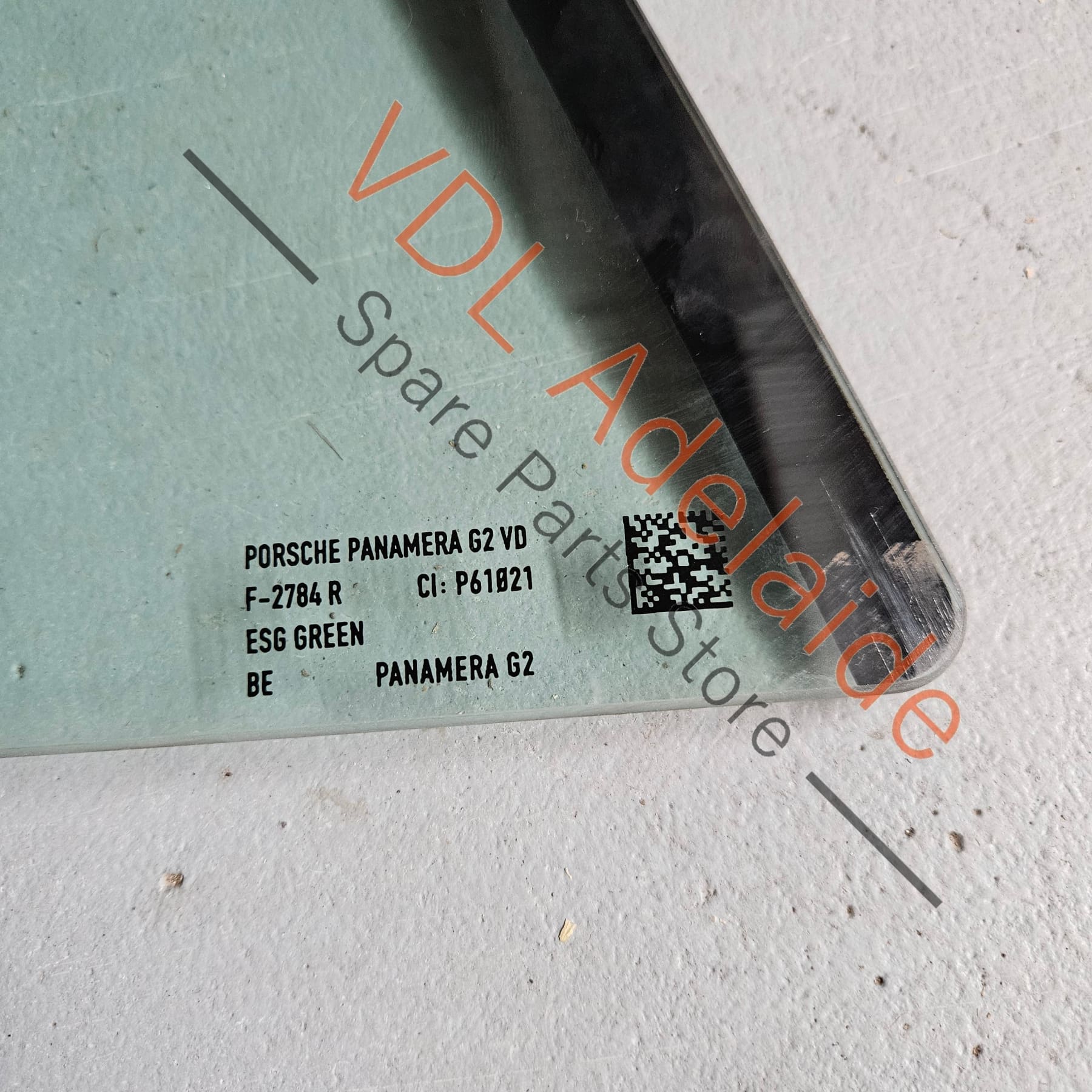 971845020    Porsche Panamera 971 Right Side Front Door Glass Window 971845020