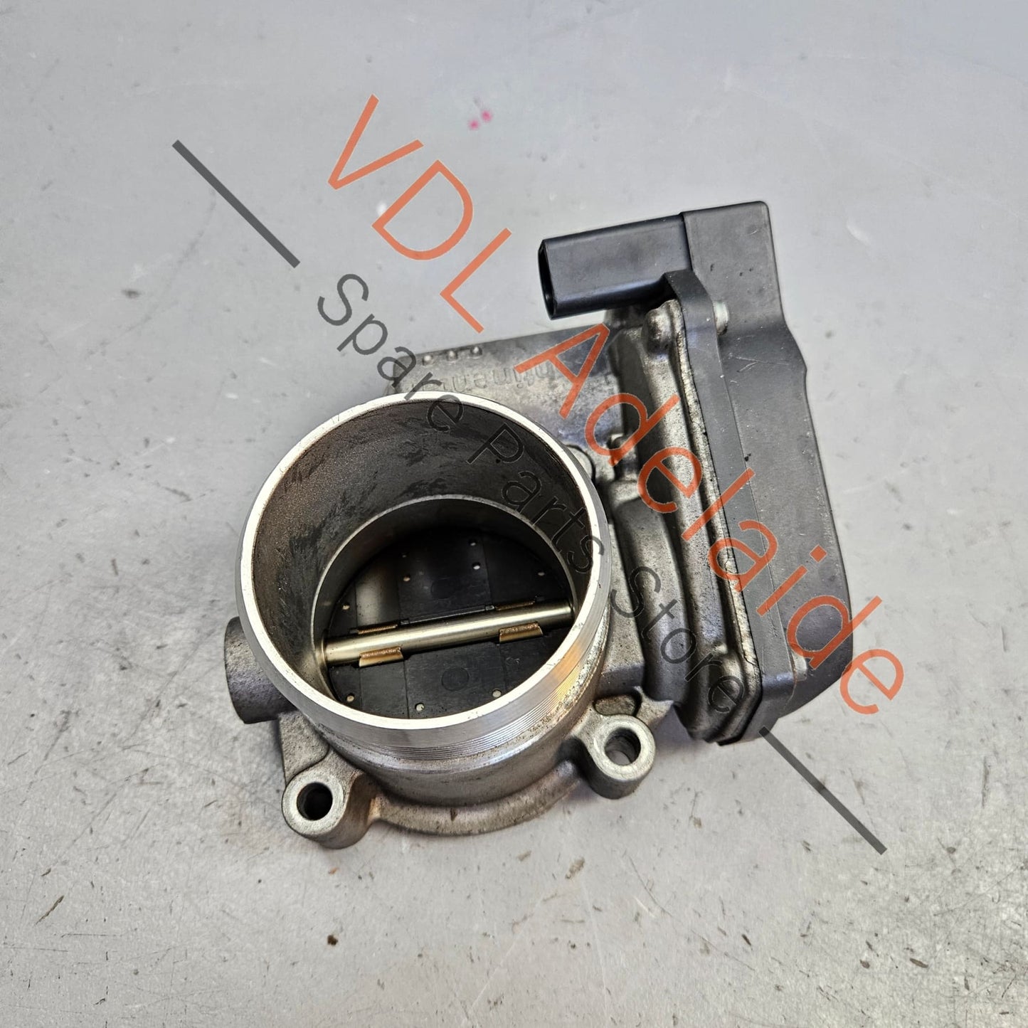 06F133062AG 06F133062J   VW Golf MK6 Throttle Body Valve Adapter Genuine OEM 06F133062J 06F133062AG