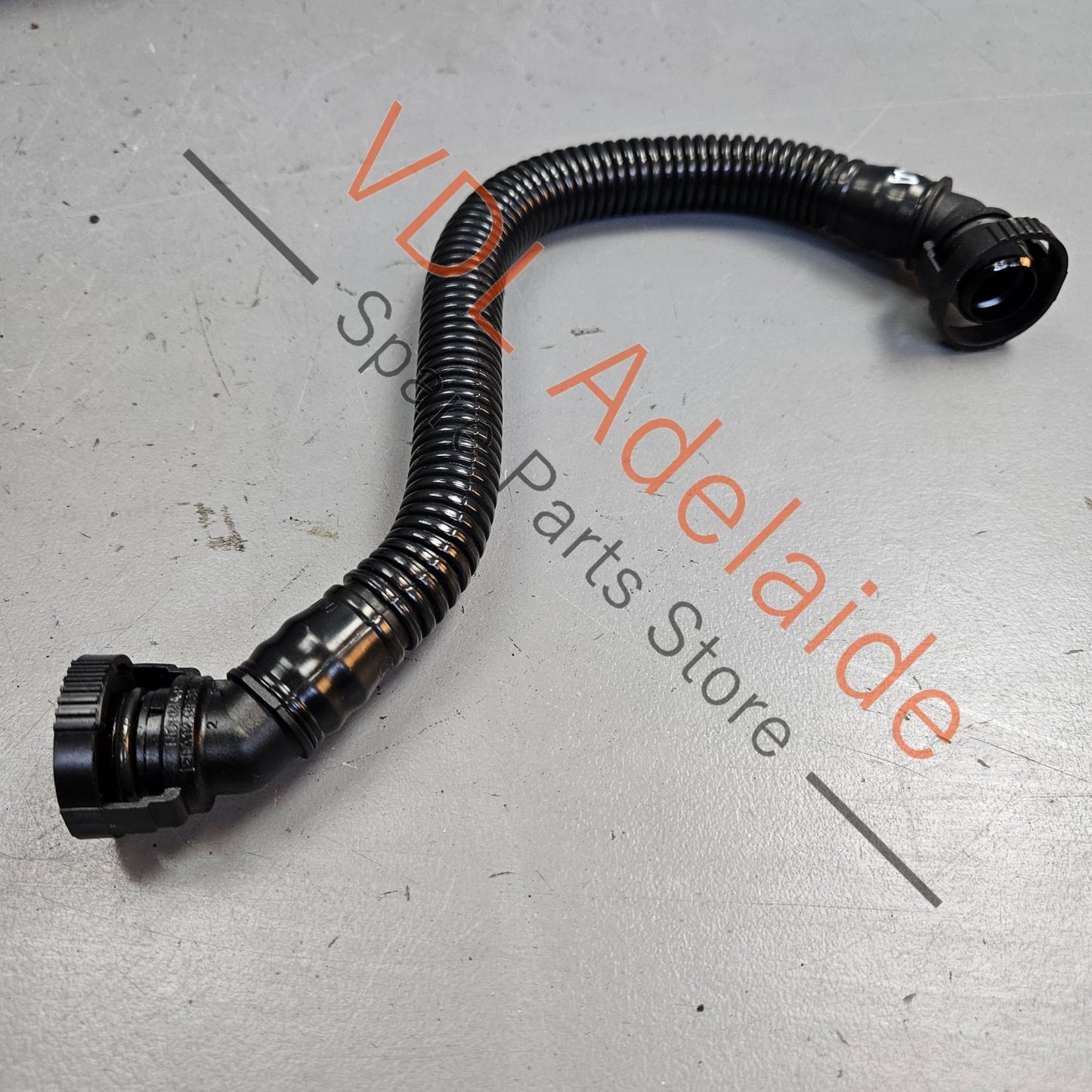 06J103221    VW Audi Rocker Cover Oil Vent Breather Hose PCV 06J103221