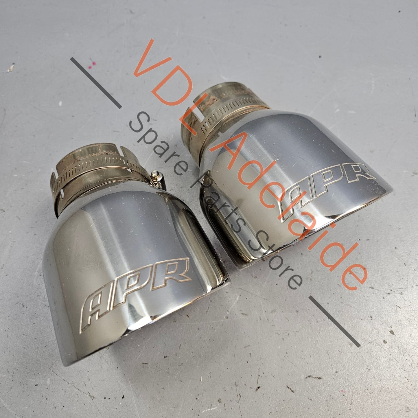     APR Double Walled 3.5inch Slash-Cut Exhaust Tips Polished Silver Chrome Audi S3 S6 S7 VW Golf Gti R Porsche 718 Boxster Cayman