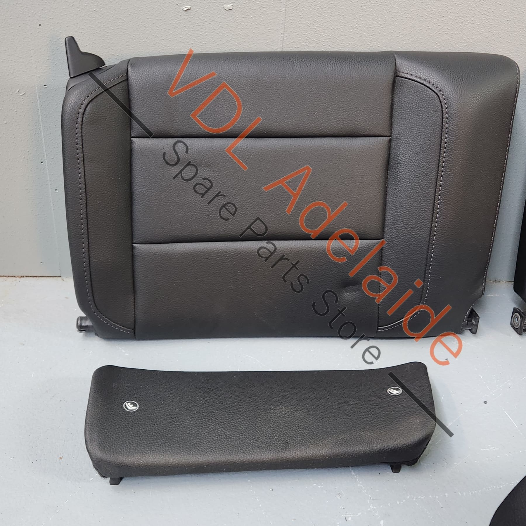 991522011461D0 991522051141D0   Porsche 911 991 Complete Rear Seat Black Leather Jump Emergency Seat