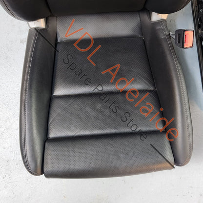     Porsche 911 991 Pair of front Seats Black Leather with 14 Way Electric Adjustment and Heating