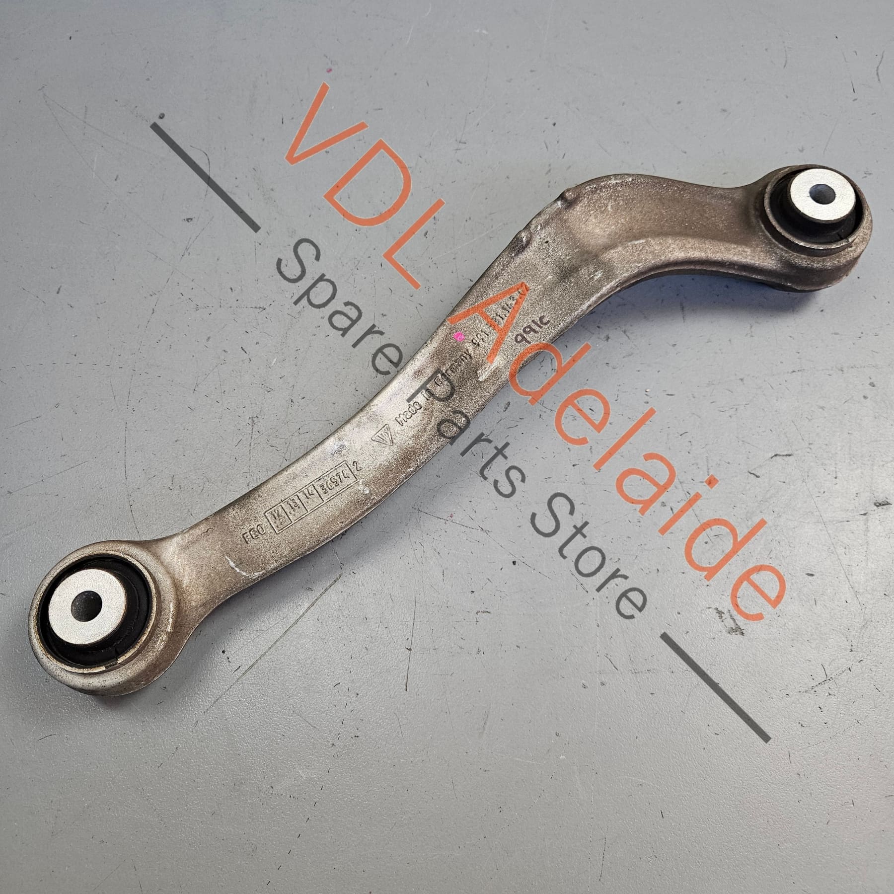 99133114302 99133104303   Porsche 911 Rear Left Lower Suspension Wishbone Control Arm 99133114302 99133104303