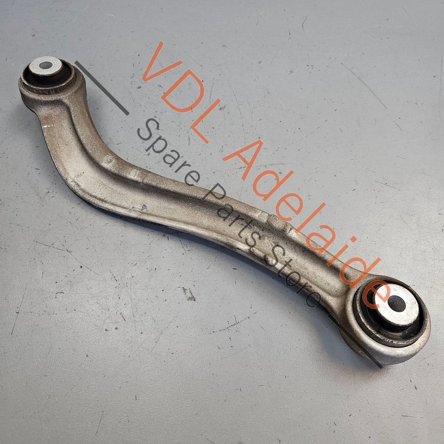 99133114402 99133104420   Porsche 911 Rear Right Lower Suspension Wishbone Control Arm 99133114402 99133104403