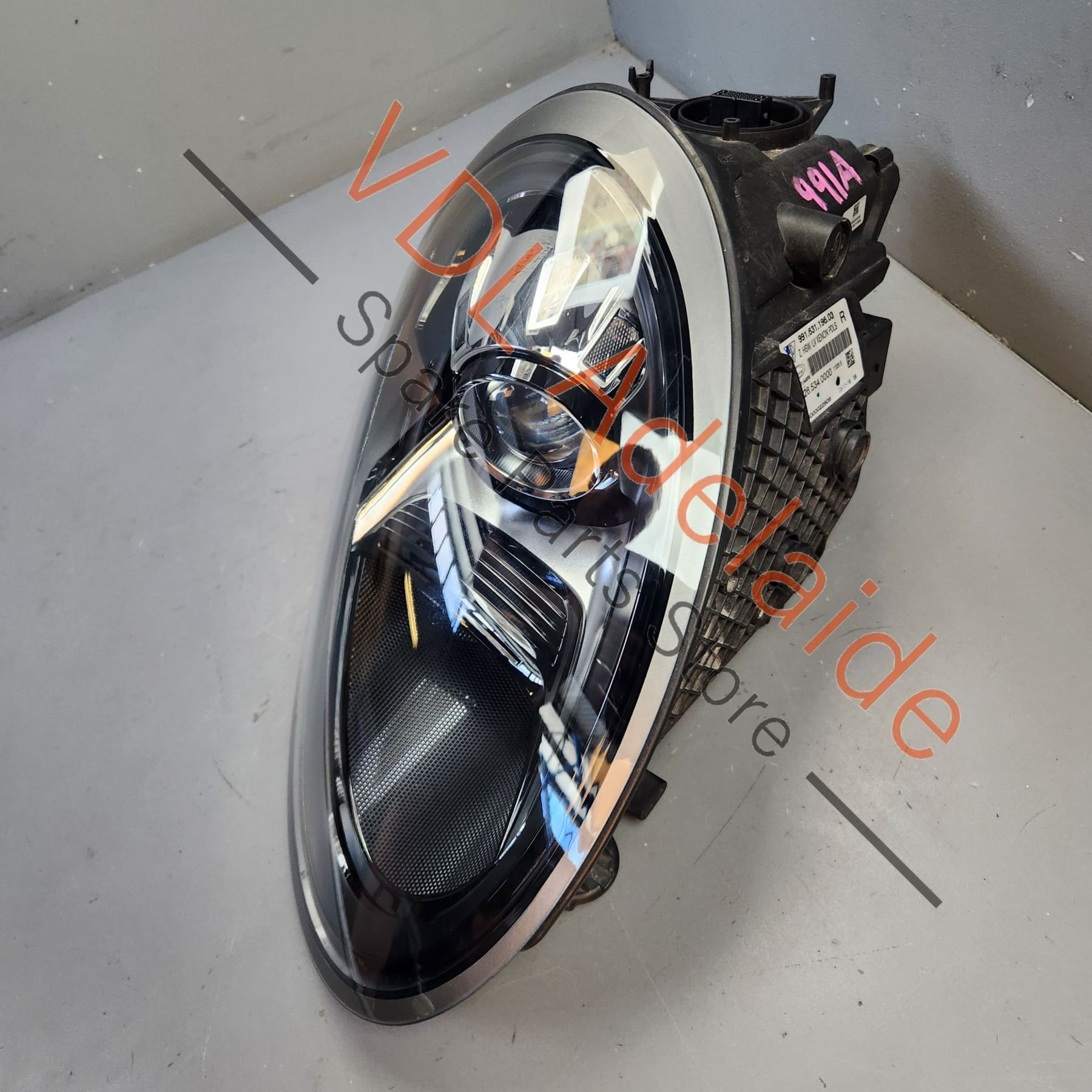 99163129603 99163119603 99163129602  Porsche 911 991.2 Right PDLS Xenon Headlamp Headlight Suit RHD models 99163119603 99163129602 99163129603