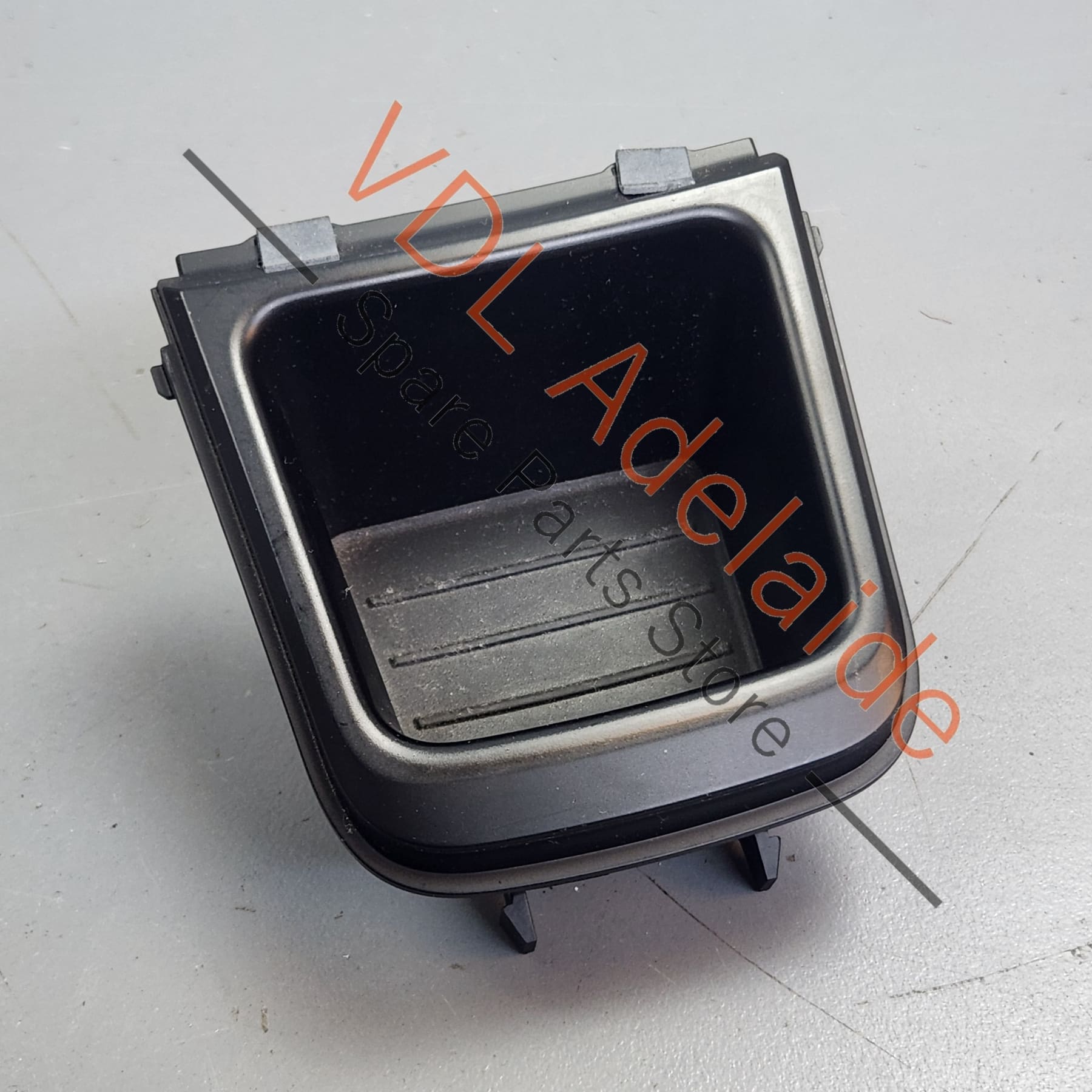 99155314300A05    Porsche 911 Centre Console Storage Compartment Coin Box 99155314300 A05 with liner