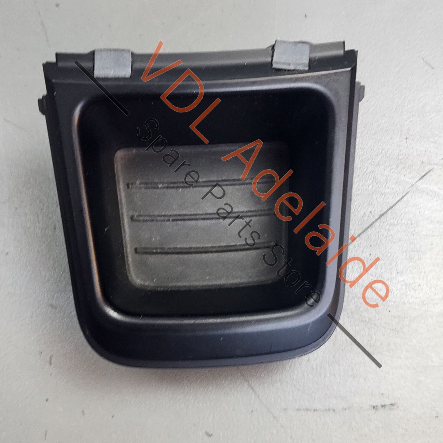 99155314300A05    Porsche 911 Centre Console Storage Compartment Coin Box 99155314300 A05 with liner