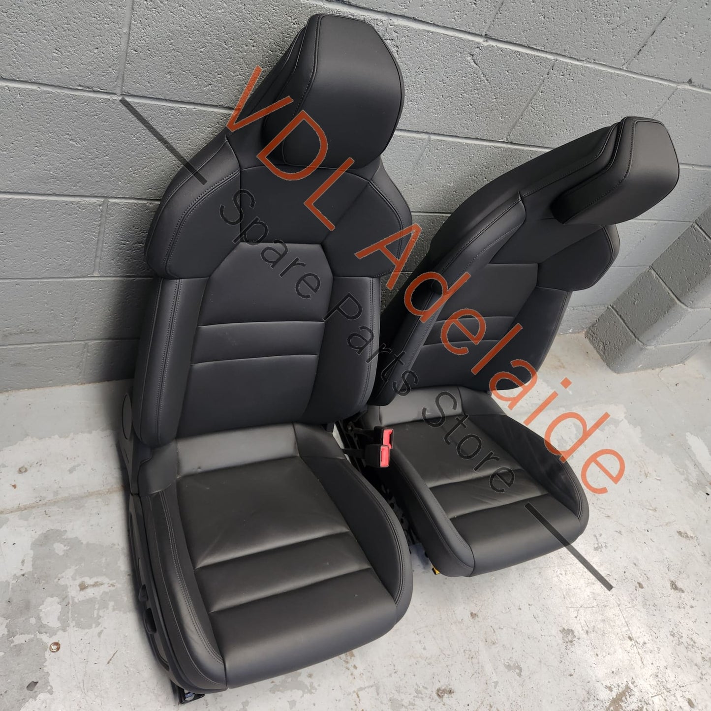      Audi E-Tron GT 2023 Pair of Front Seats Leather Heated 6,816km