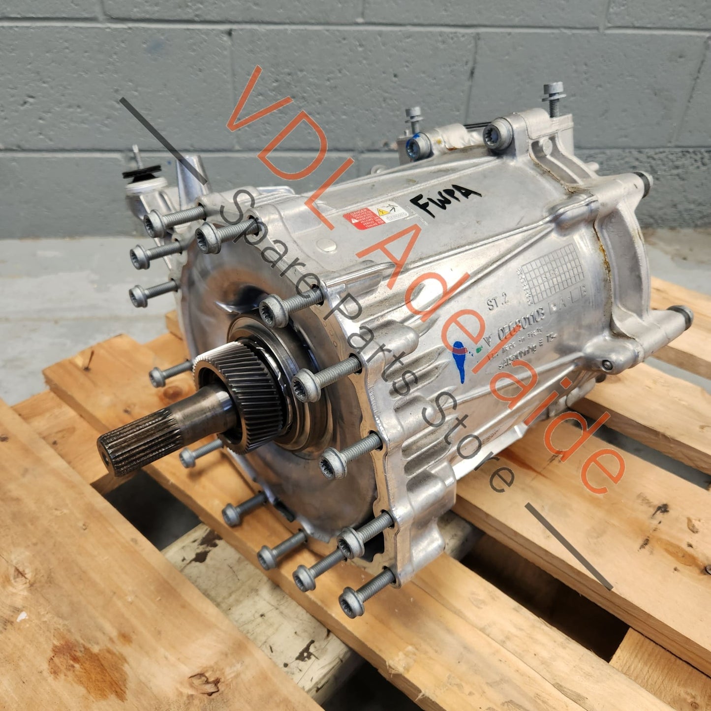 0EG901090 9J1901131E    Audi E-Tron GT Porsche Taycan Front Drive Motor 0EG901090 9J1901131E