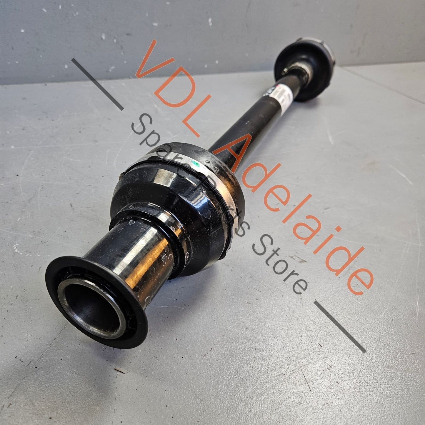 
9J1501201B    Audi e-Tron Porsche Taycan Rear Left Driveshaft Axle CV 9J1501201B