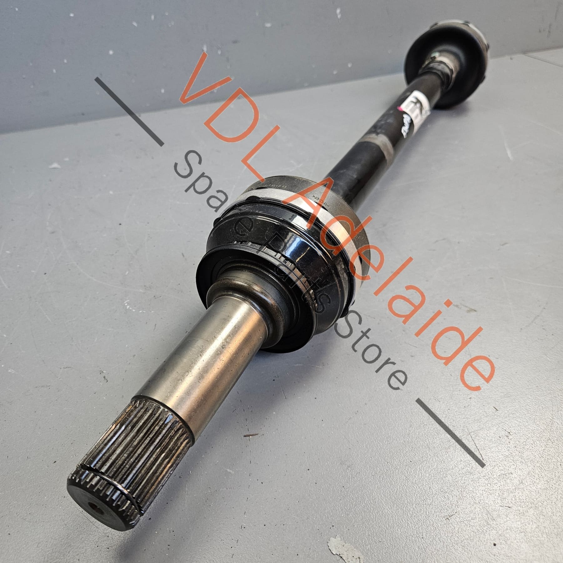 9J1501202B    Audi e-Tron Porsche Taycan Rear Right Driveshaft Axle CV 9J1501202B