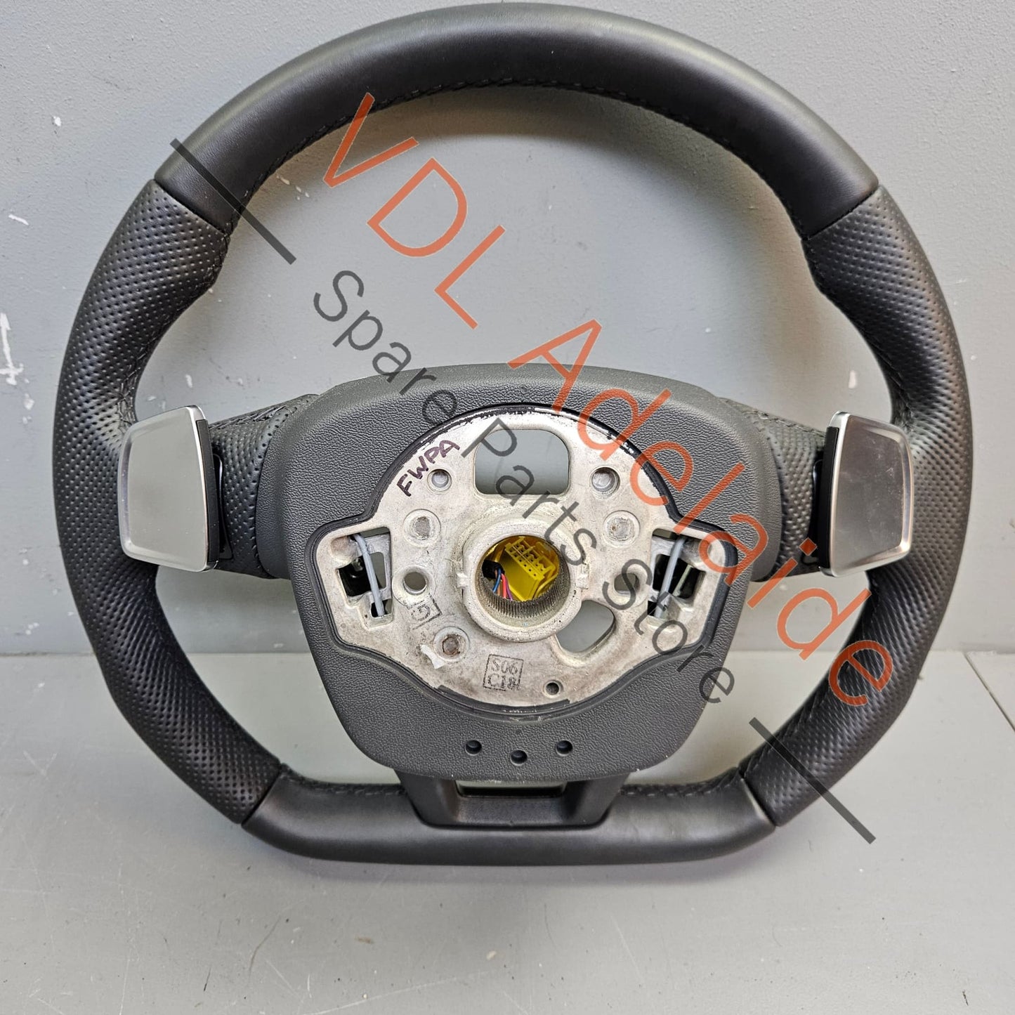 4J3419091CIXB    Audi e-Tron Sport Steering Wheel w Tiptronic 4J3419091C IXB