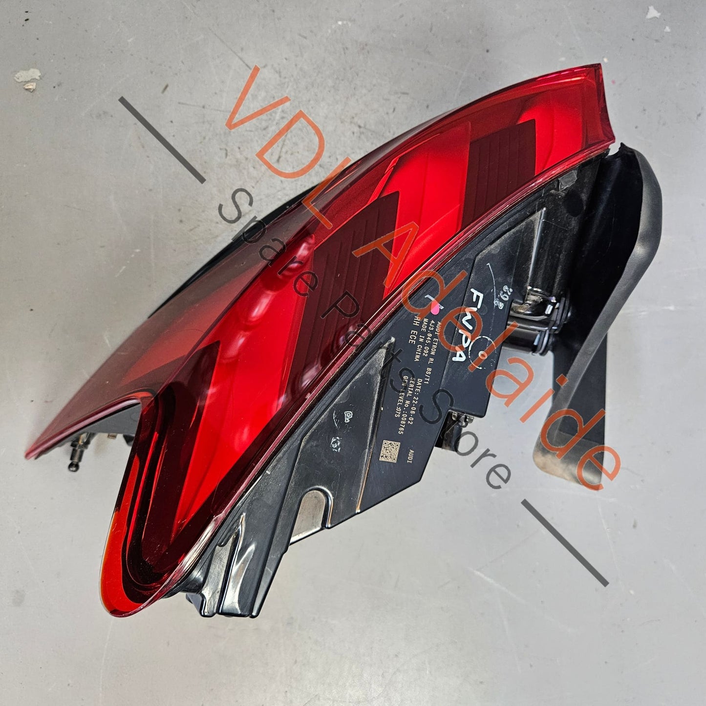 4J3945092    Audi e-Tron GT Rear Right Tail Light Lamp LED 4J3945092