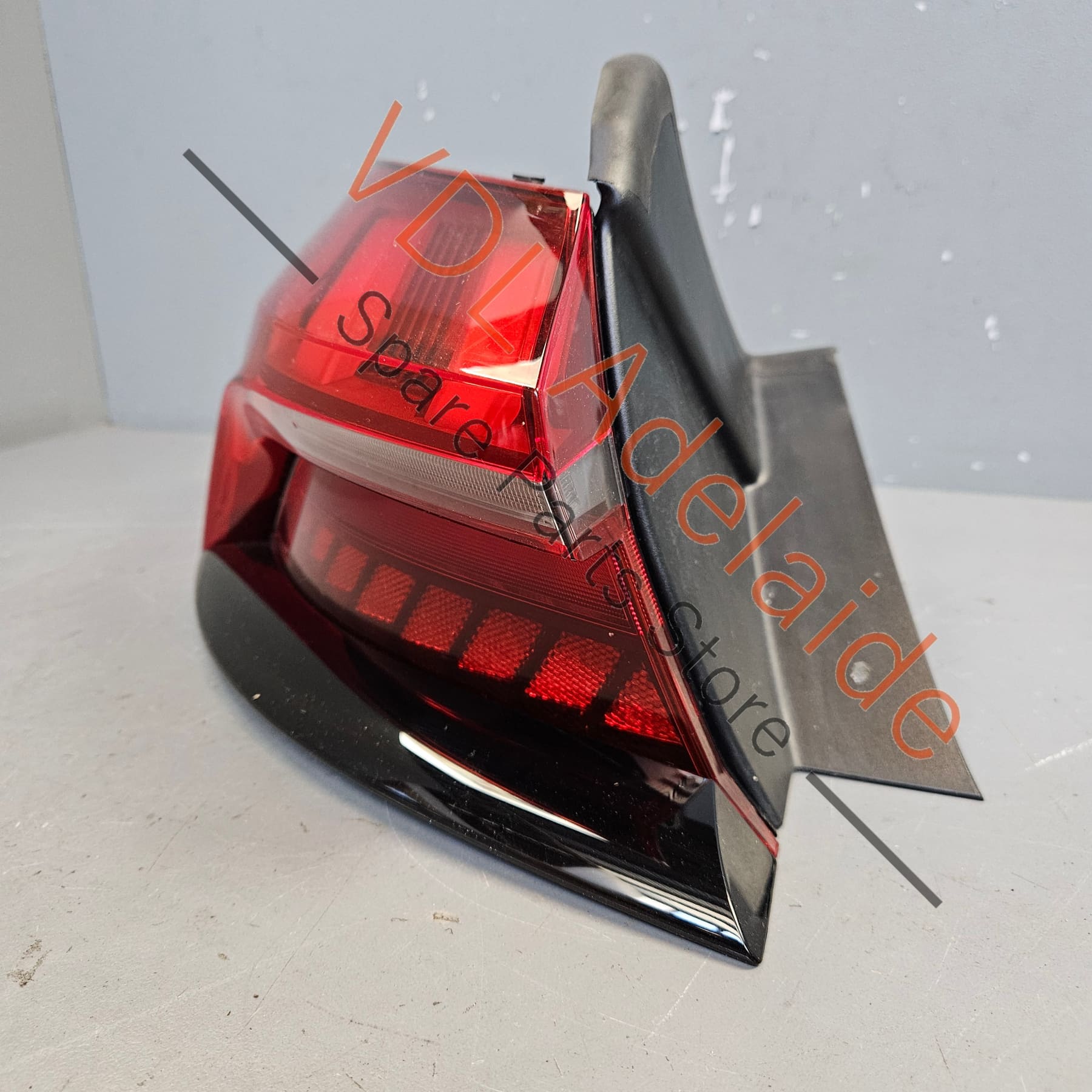 4J3945091    Audi e-Tron GT Rear Left Tail Light Lamp LED 4J3945091