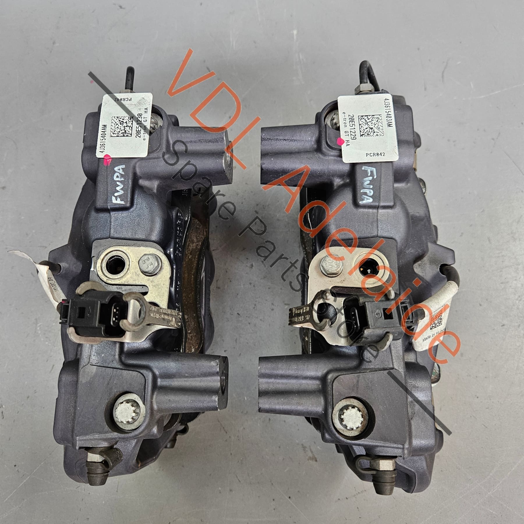 4J3615423K 4J3615424K 9J1615423 9J1615424 Audi e-Tron GT Brembo 4x Piston Rear Brake Caliper set fits 358mm x 28mm rotor 4J3615423K 4J3615424K 9J1615423 9J1615424