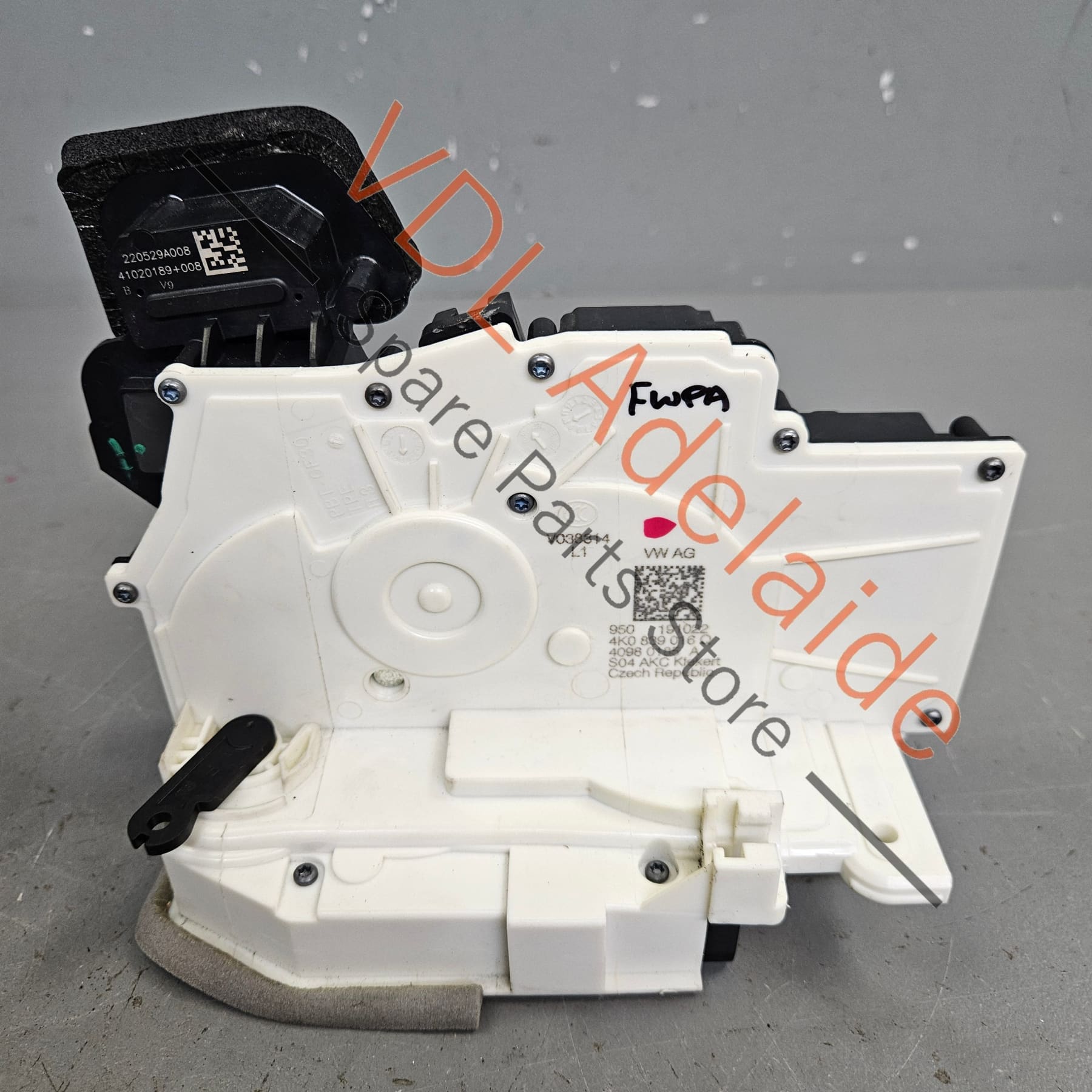 4K0839016Q    Audi Right Rear Door Lock Module 4K0839016Q