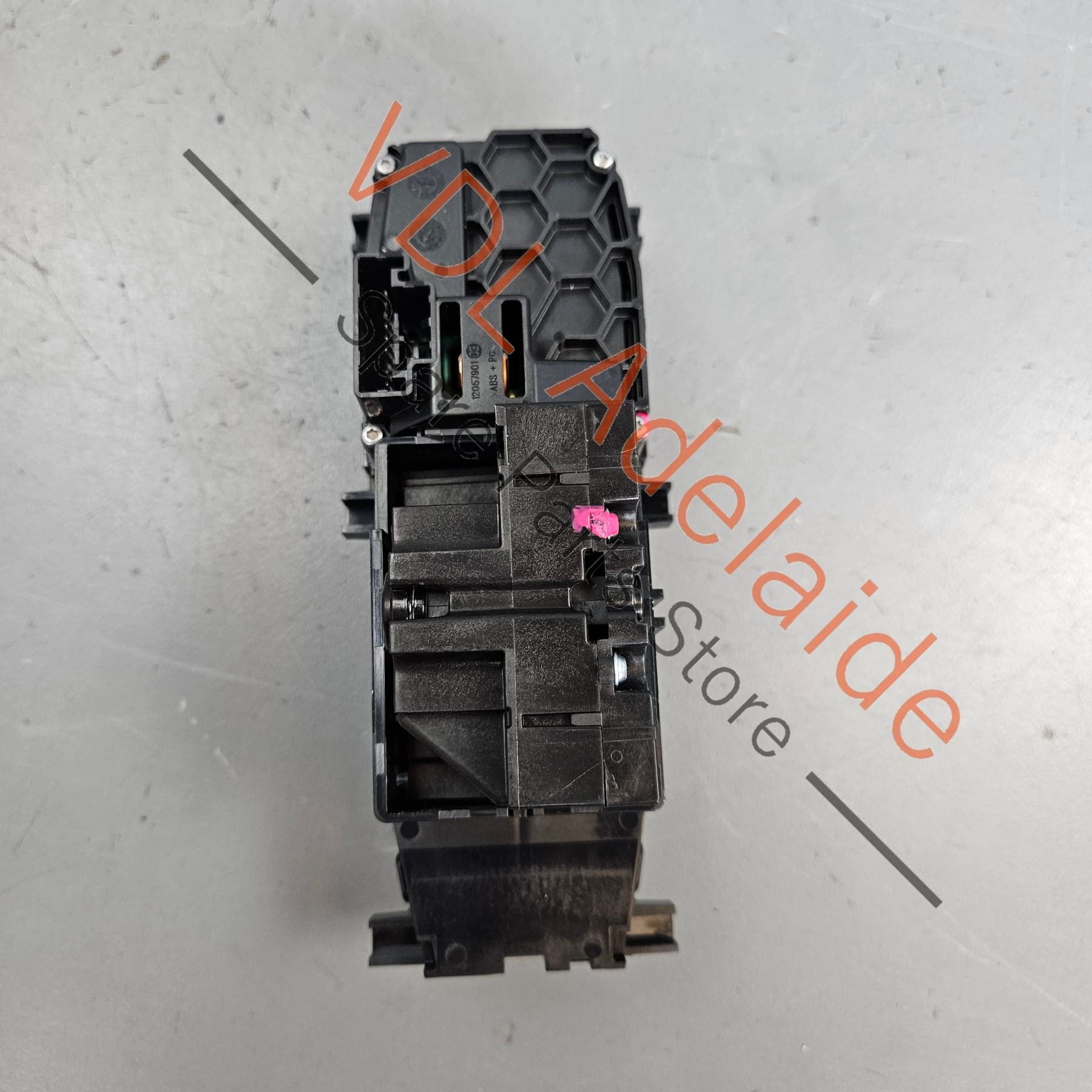 4J3713059B    Audi e-Tron Drive Selector Mechanism Switch 4J3713059B