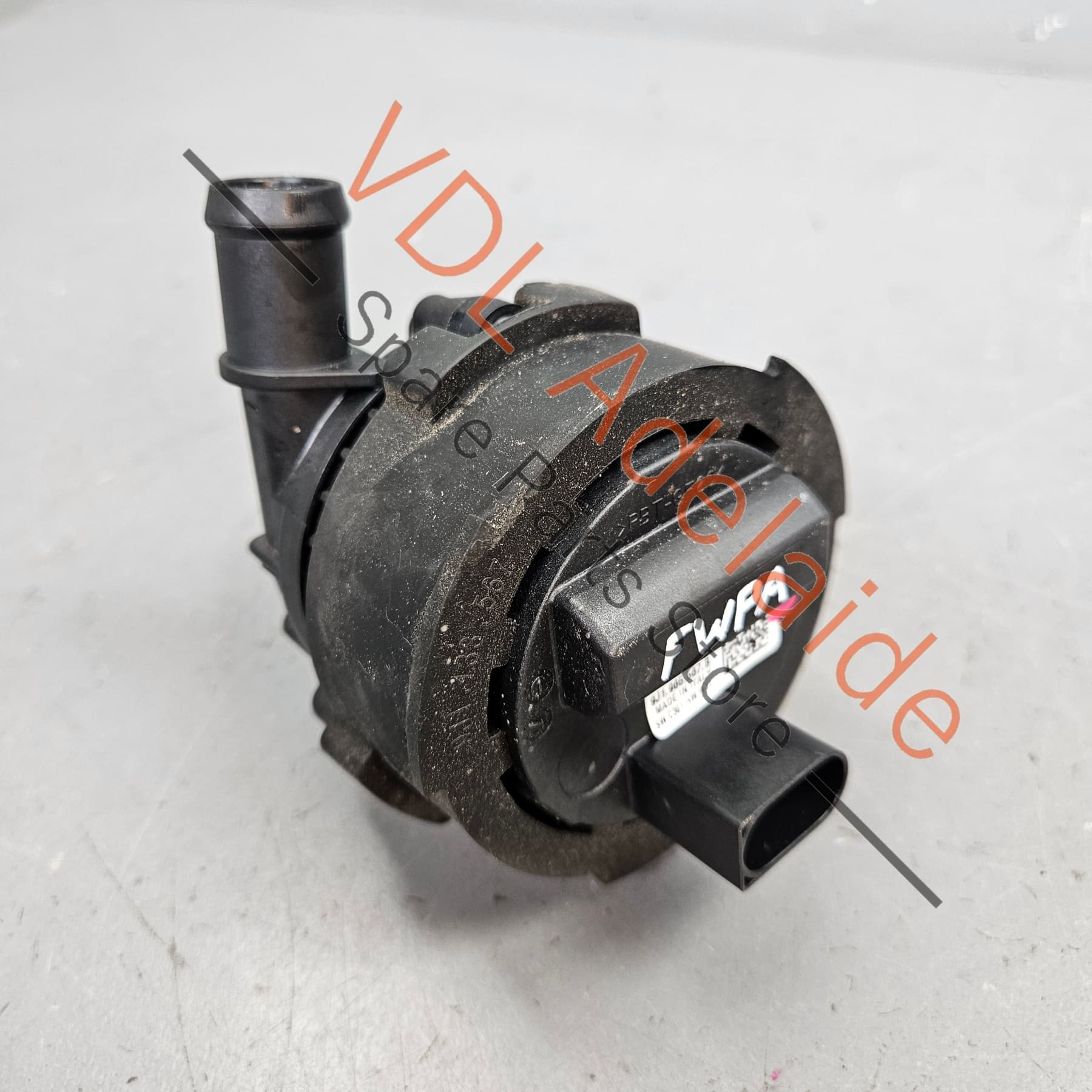 9J1965567B 9J1965567G   Audi e-Tron Porsche Taycan Electric Coolant Circulation Pump  9J1965567B