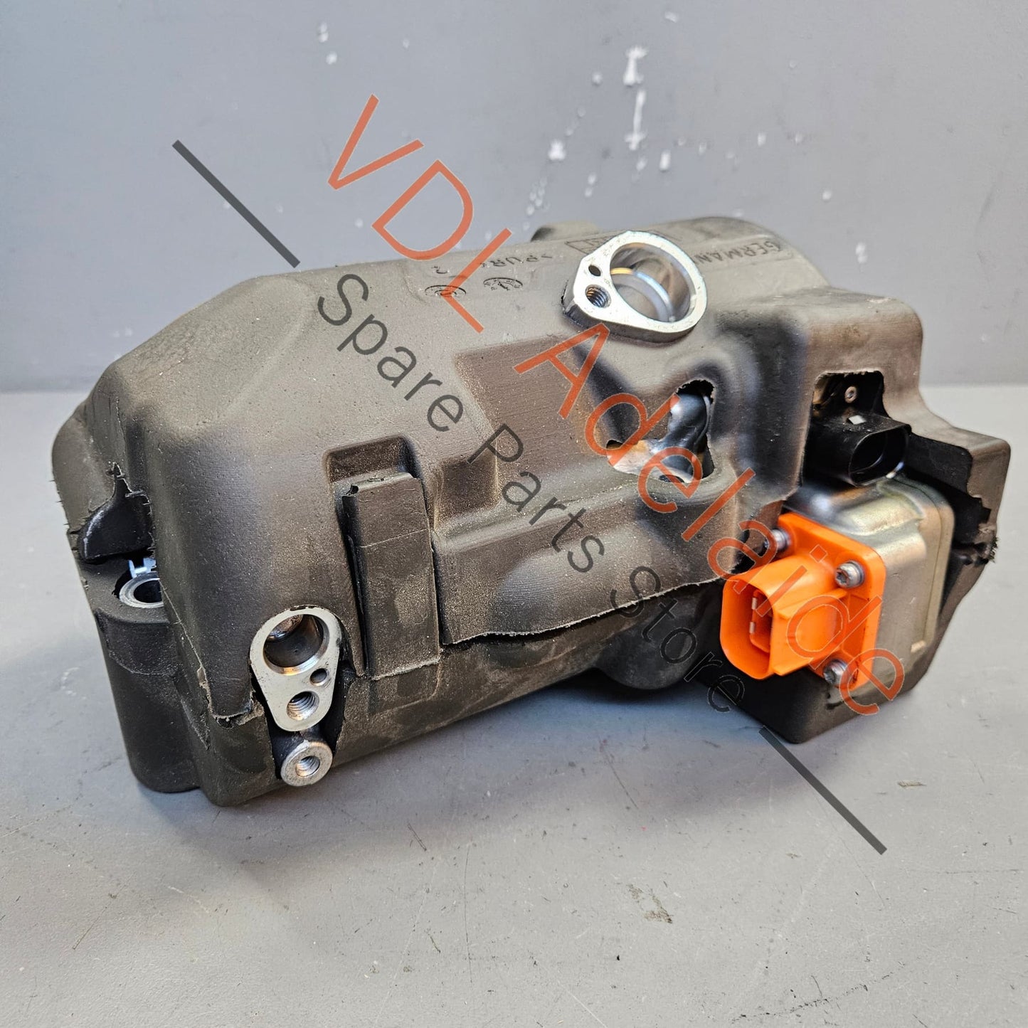 9J1816797C    Audi e-Tron GT Porsche Taycan Electric AC Air Conditioning Compressor Pump 9J1816797C